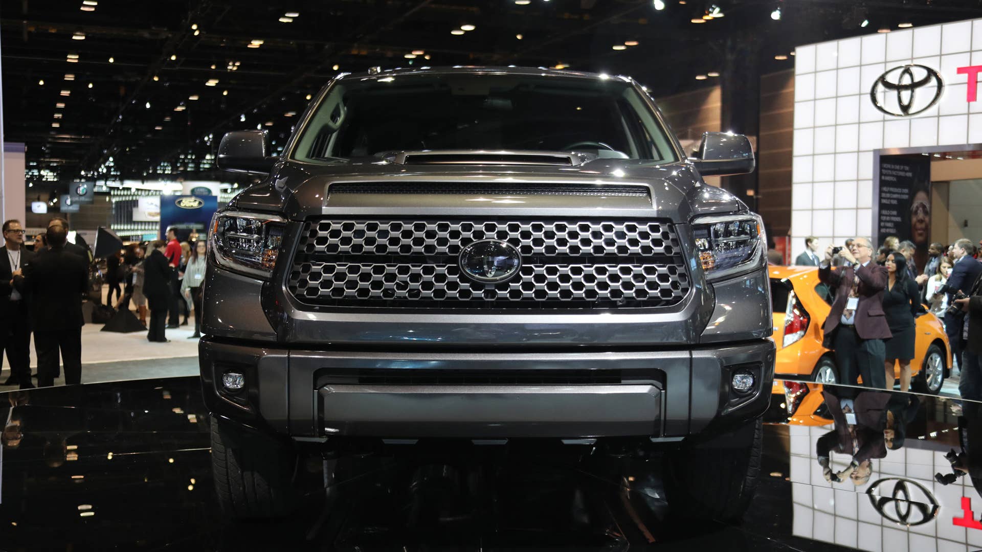 2018 Toyota Tundra TRD Sport end on