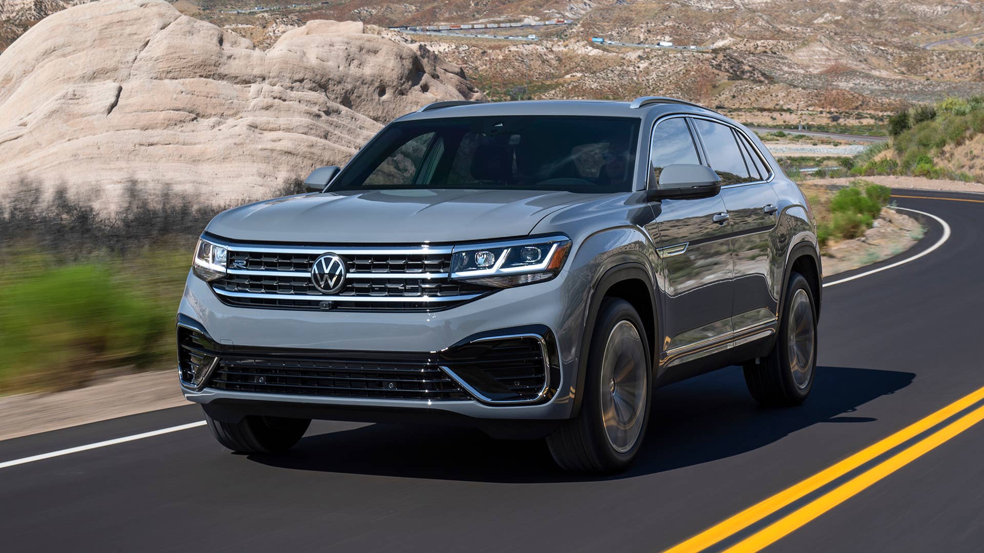 2020 Volkswagen Atlas Cross Sport R-Design