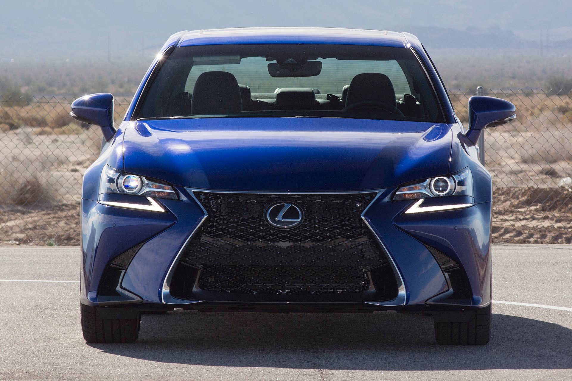2016 Lexus GS front view