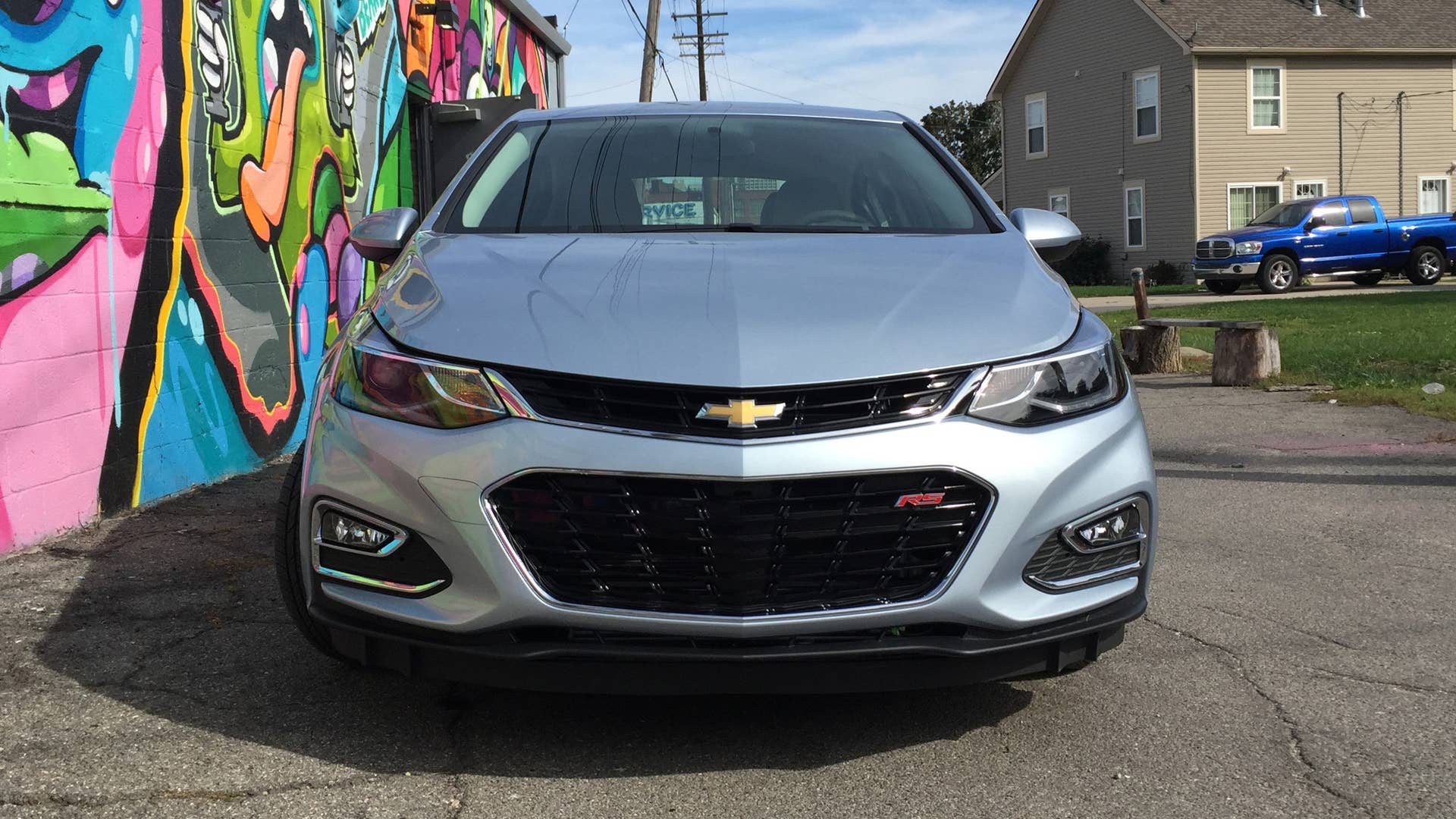 2017 Chevrolet Cruze hatchback front