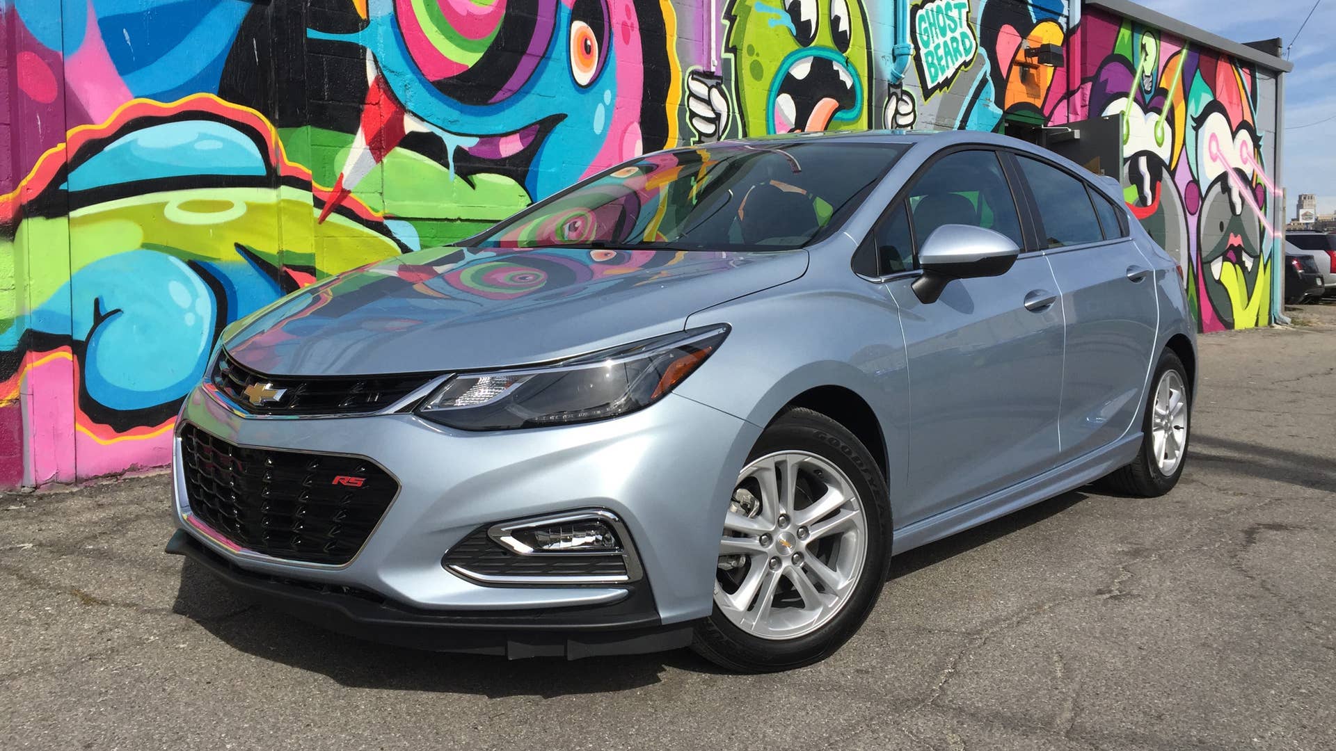 2017 Chevrolet Cruze hatchback front 3/4