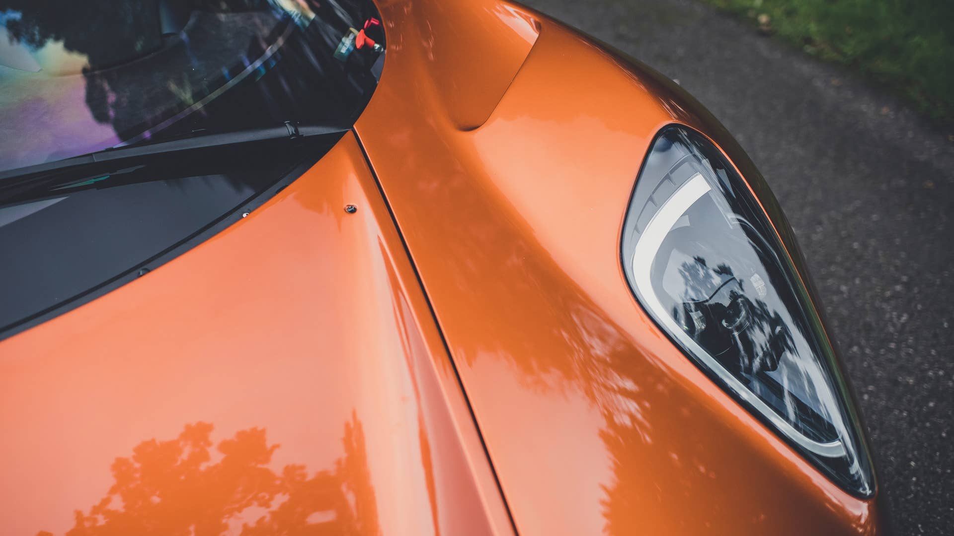 Jaguar C-X75 stunt car for Spectre