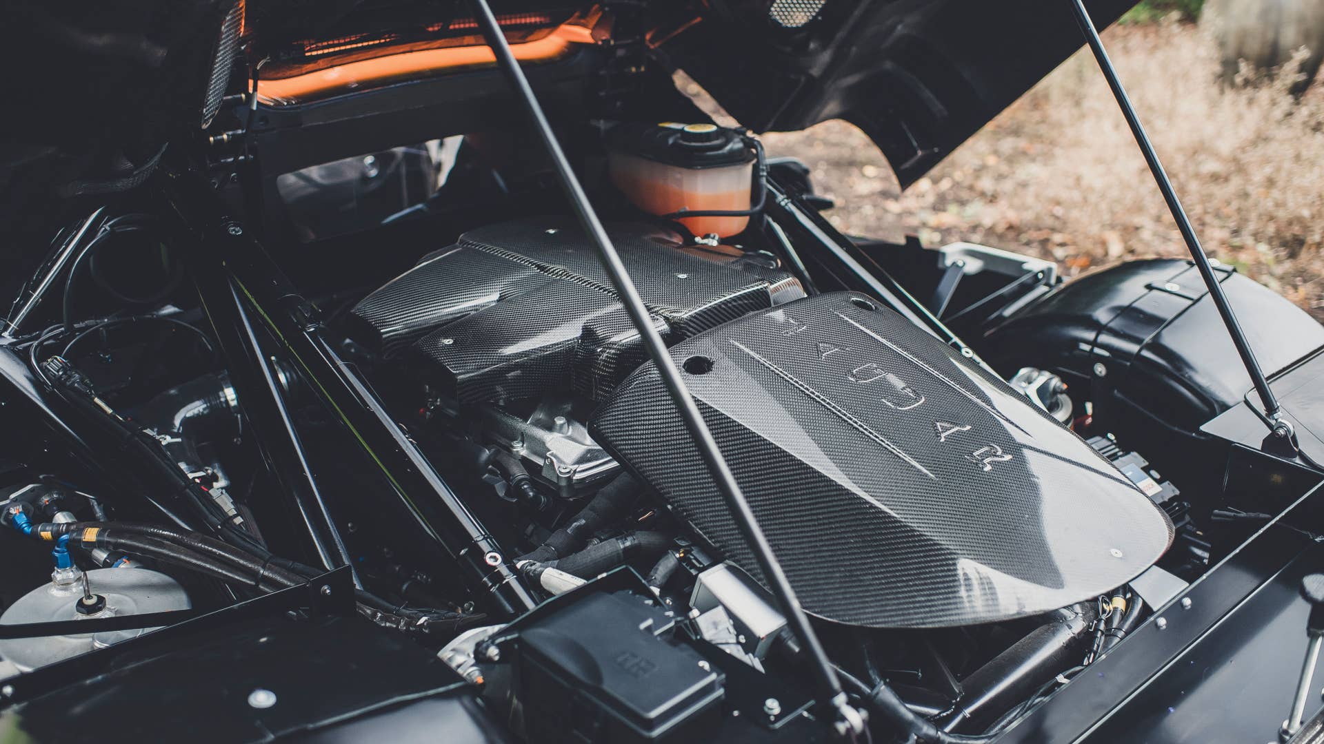 Jaguar C-X75 stunt car for Spectre