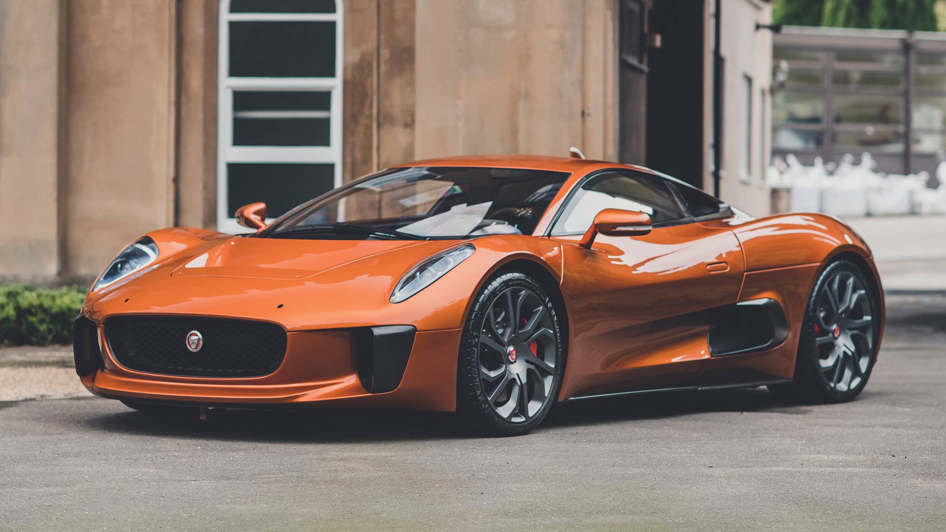 Jaguar C-X75 stunt car for Spectre