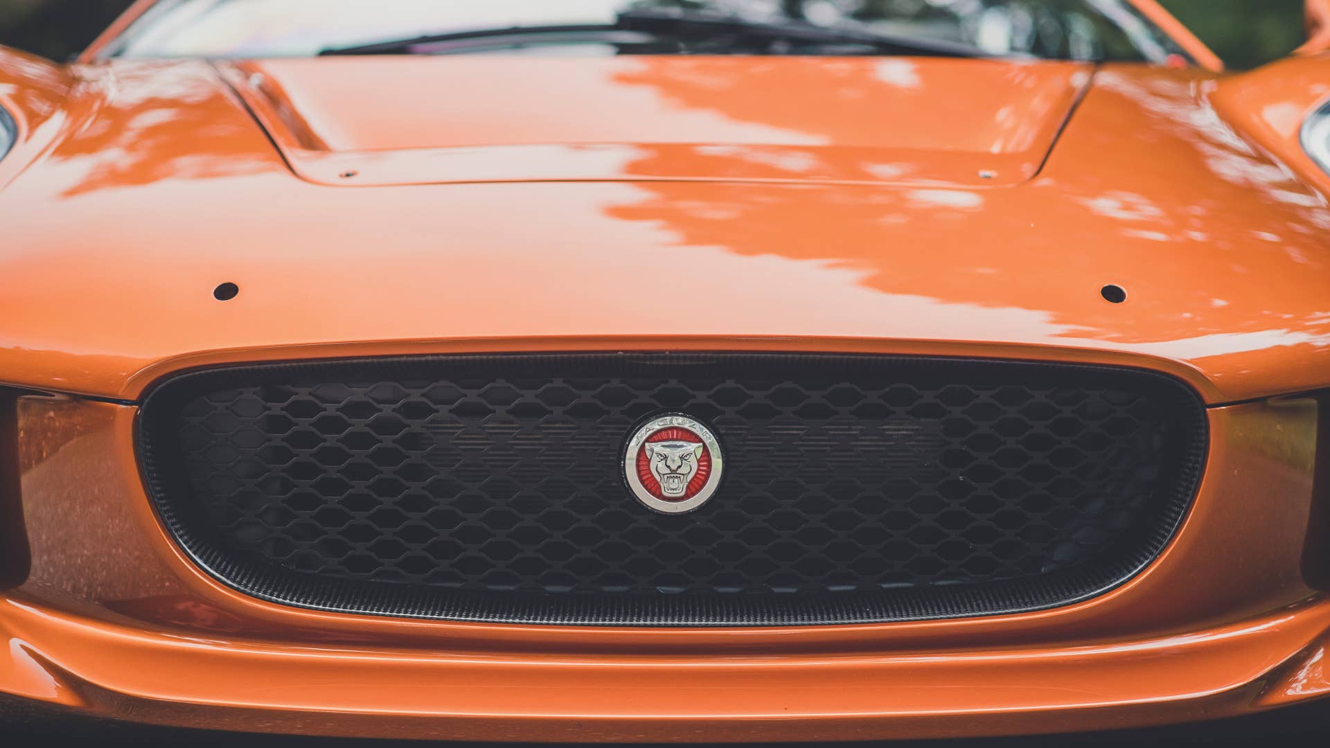 Jaguar C-X75 stunt car for Spectre