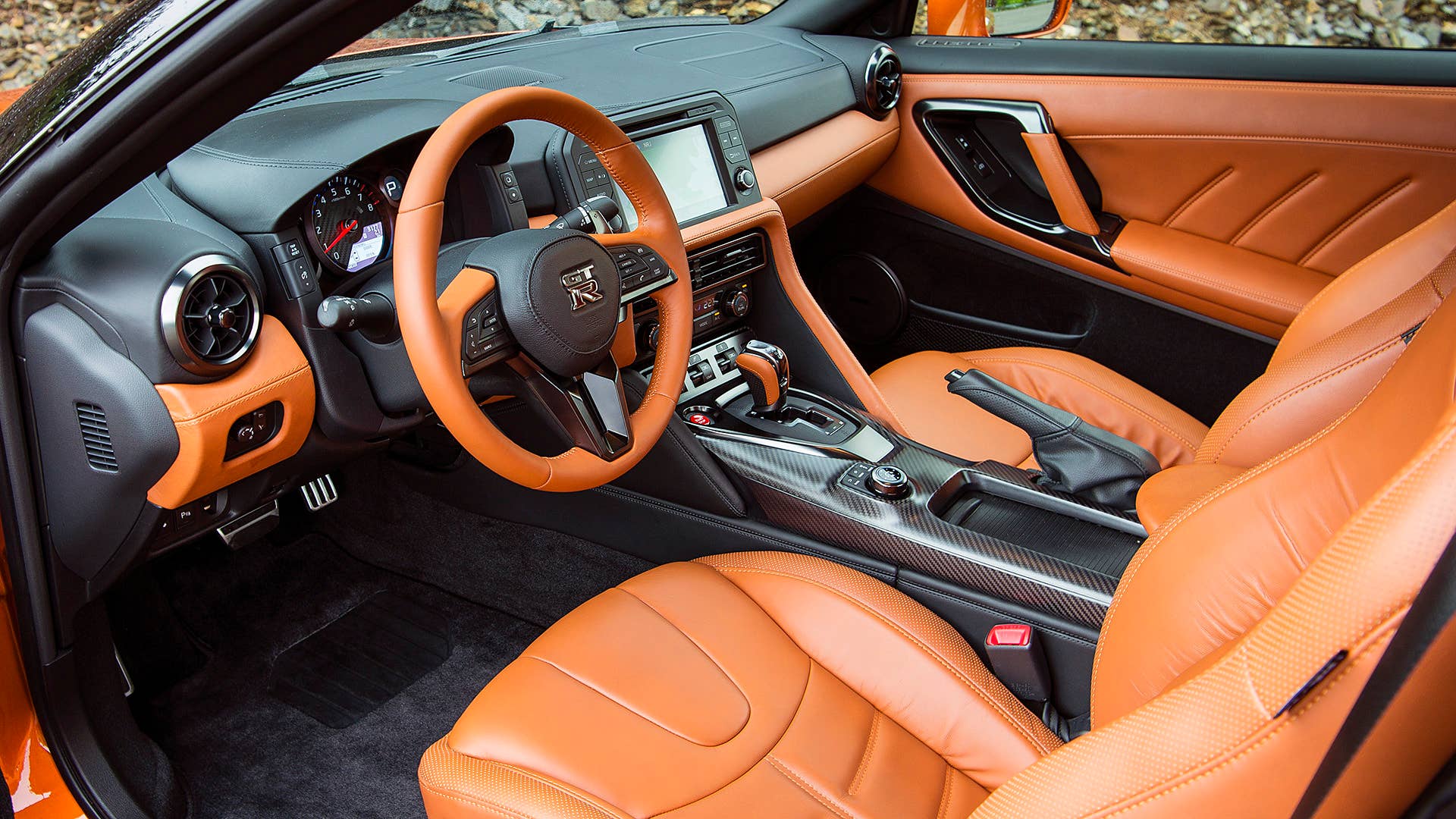 2017 Nissan GT-R interior