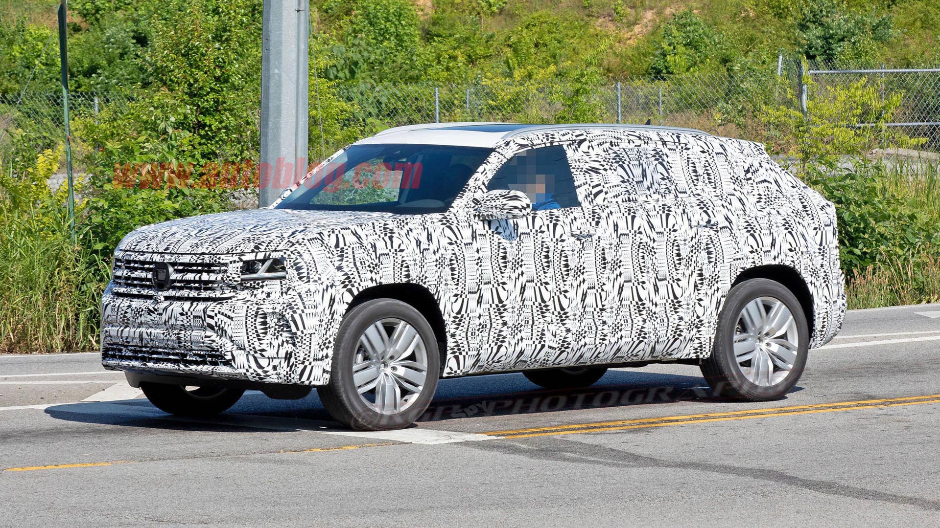 VW Atlas Cross Sport