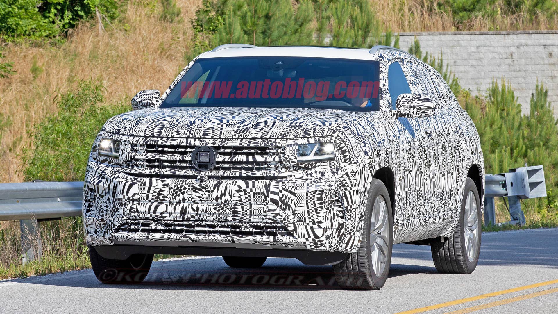 VW Atlas Cross Sport