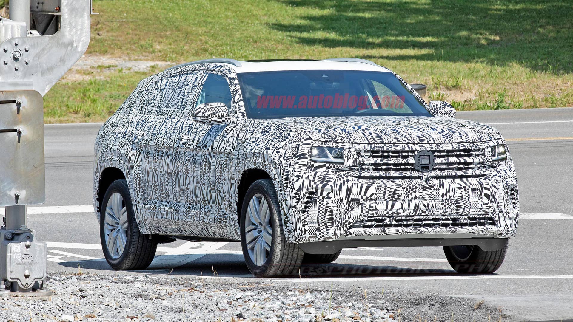 VW Atlas Cross Sport