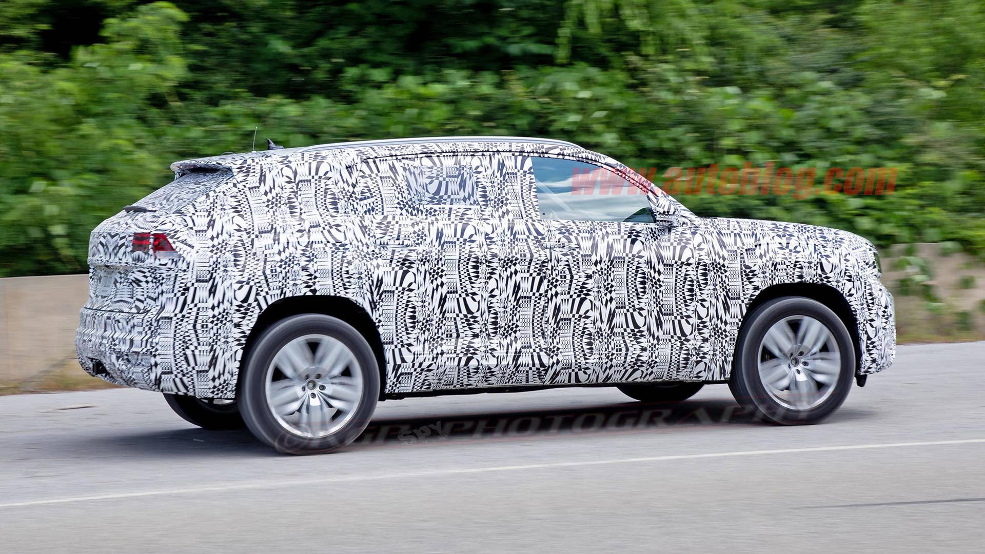 VW Atlas Cross Sport