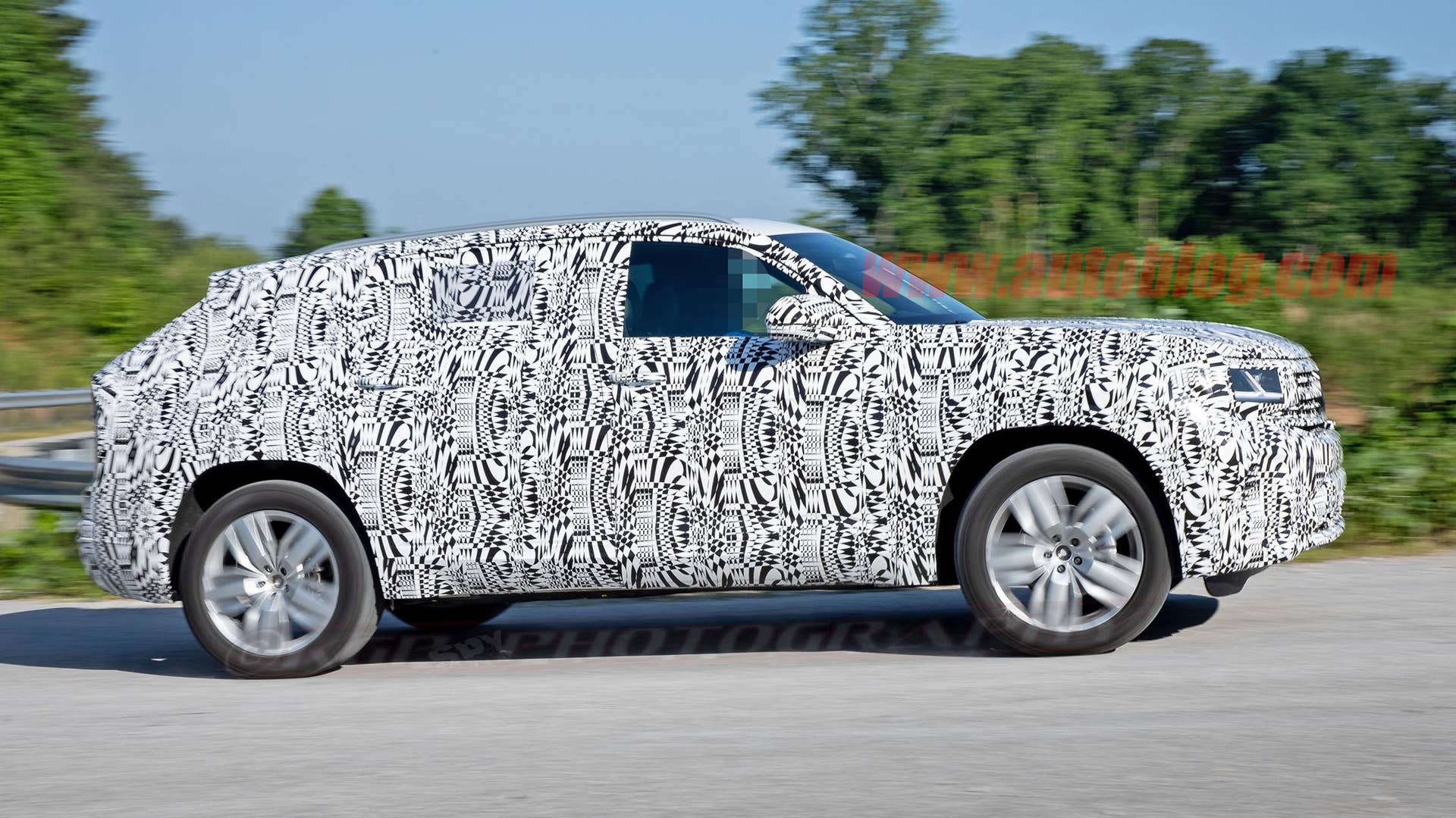 VW Atlas Cross Sport