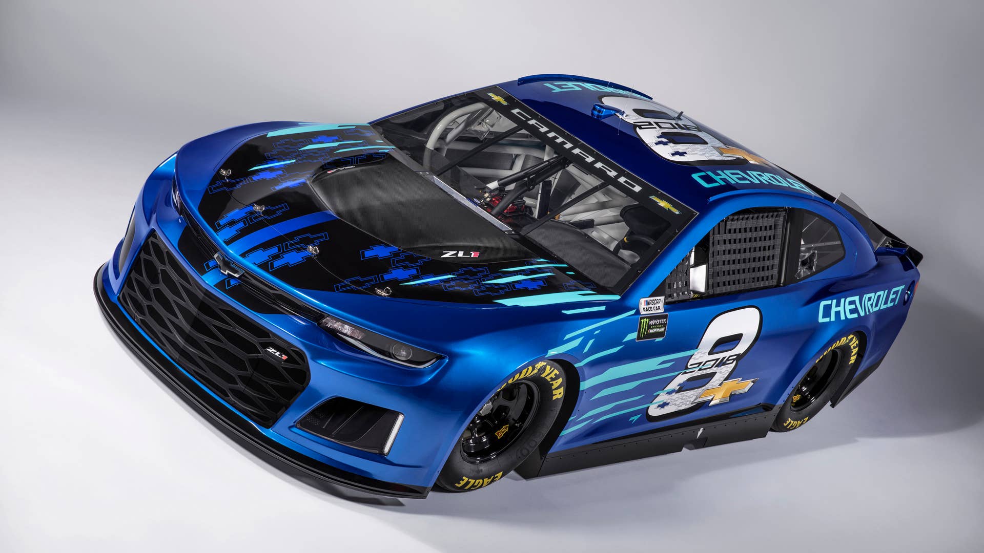 The Camaro ZL1 is the new Chevrolet race car of the Monster Energy NASCAR Cup Series. It makes its competition debut next February, with the start of the 2018 season.
