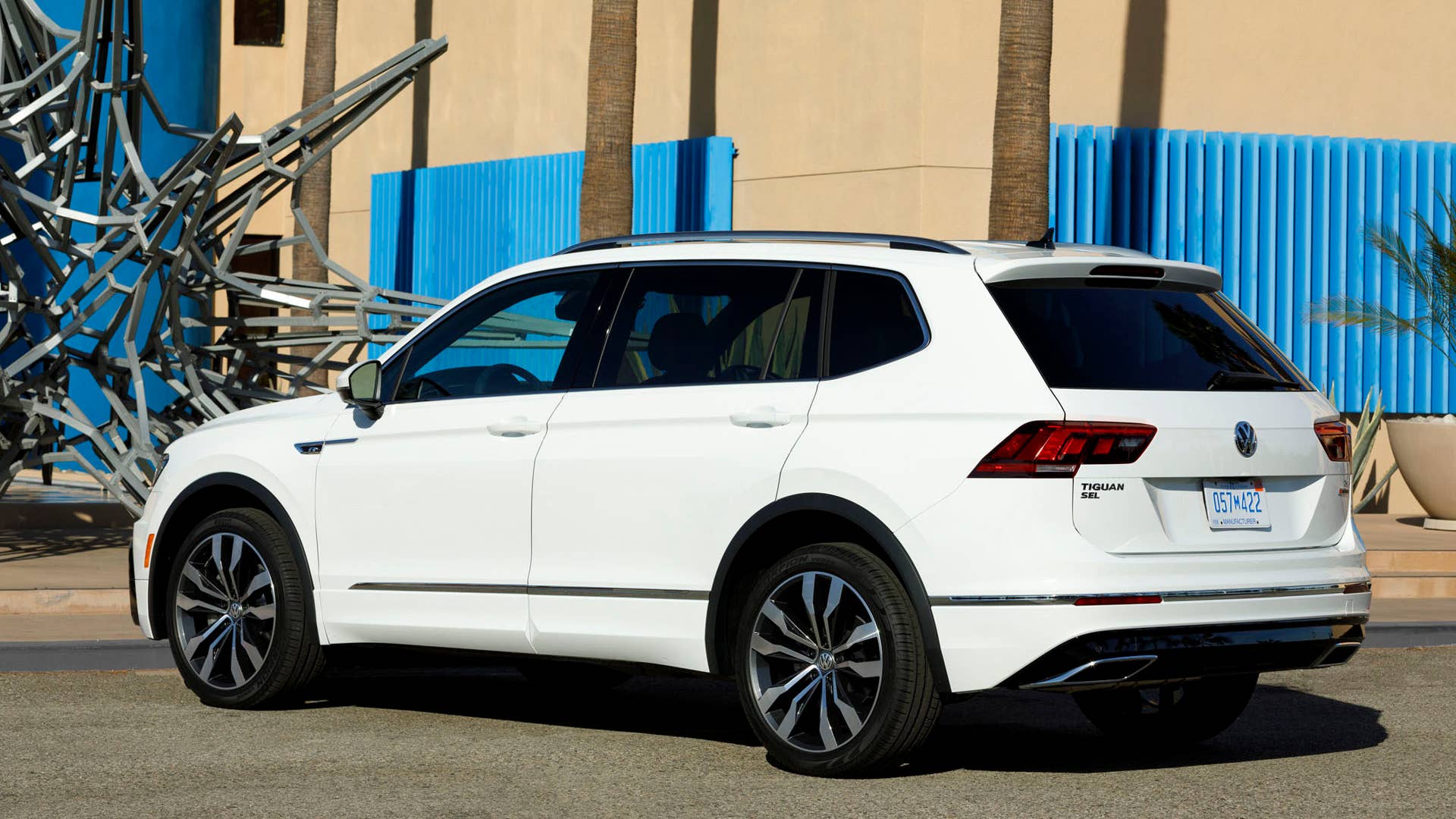 VW's new Tiguan crossover gets R-Line trim - Autoblog