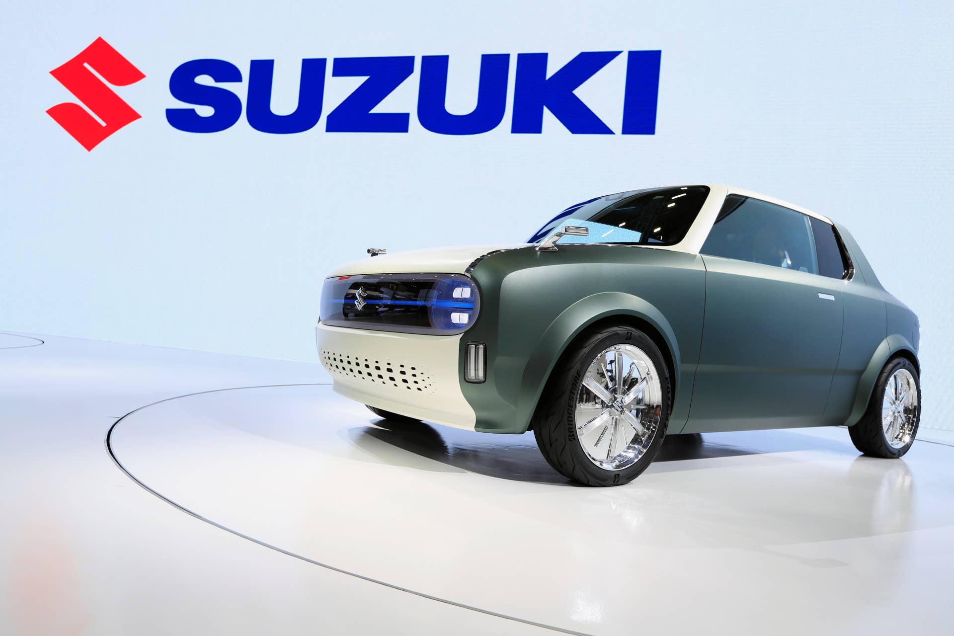 Suzuki's Waku SPO is displayed during the Tokyo Motor Show, in Tokyo, Japan October 23, 2019. REUTERS/Soe Zeya Tun