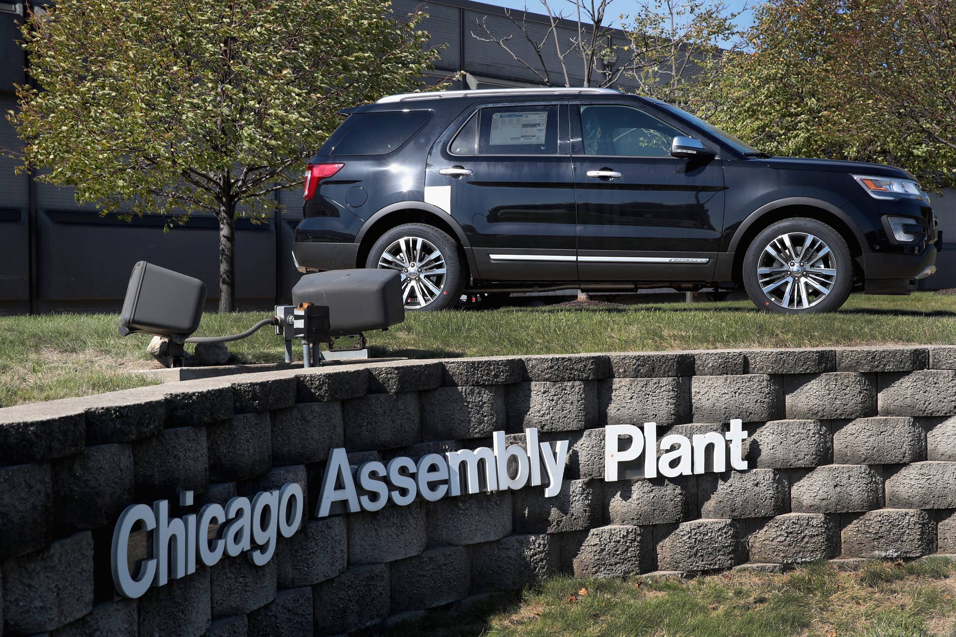 CHICAGO, IL - OCTOBER 18: A 2017 Ford Explorer is displayed outside of Ford's Chicago Assembly Plant on October 18, 2017 in Chicago, Illinois. Responding to consumer concerns about exhaust fumes, The Center for Auto Safety is demanding a recall of 2011 thru 2017 Ford Explorers. The recall could affect 1.3 million cars. Ford insists the vehicles are safe, but it's making the repairs available in response to customer complaints. Several police department have taken the police version of the vehicle out of service due to these concerns. (Photo by Scott Olson/Getty Images)