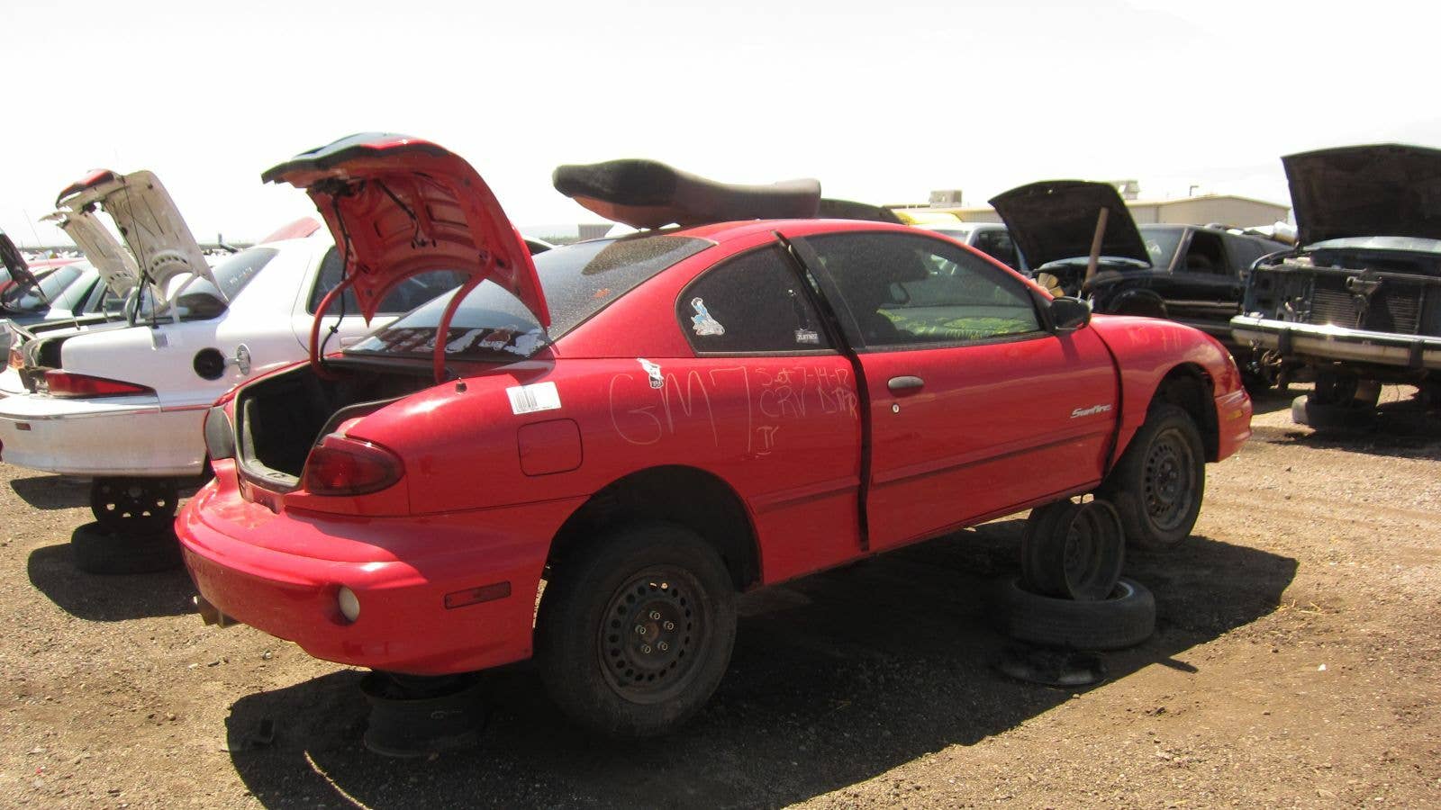 Junked 2000 Pontiac Sunfire