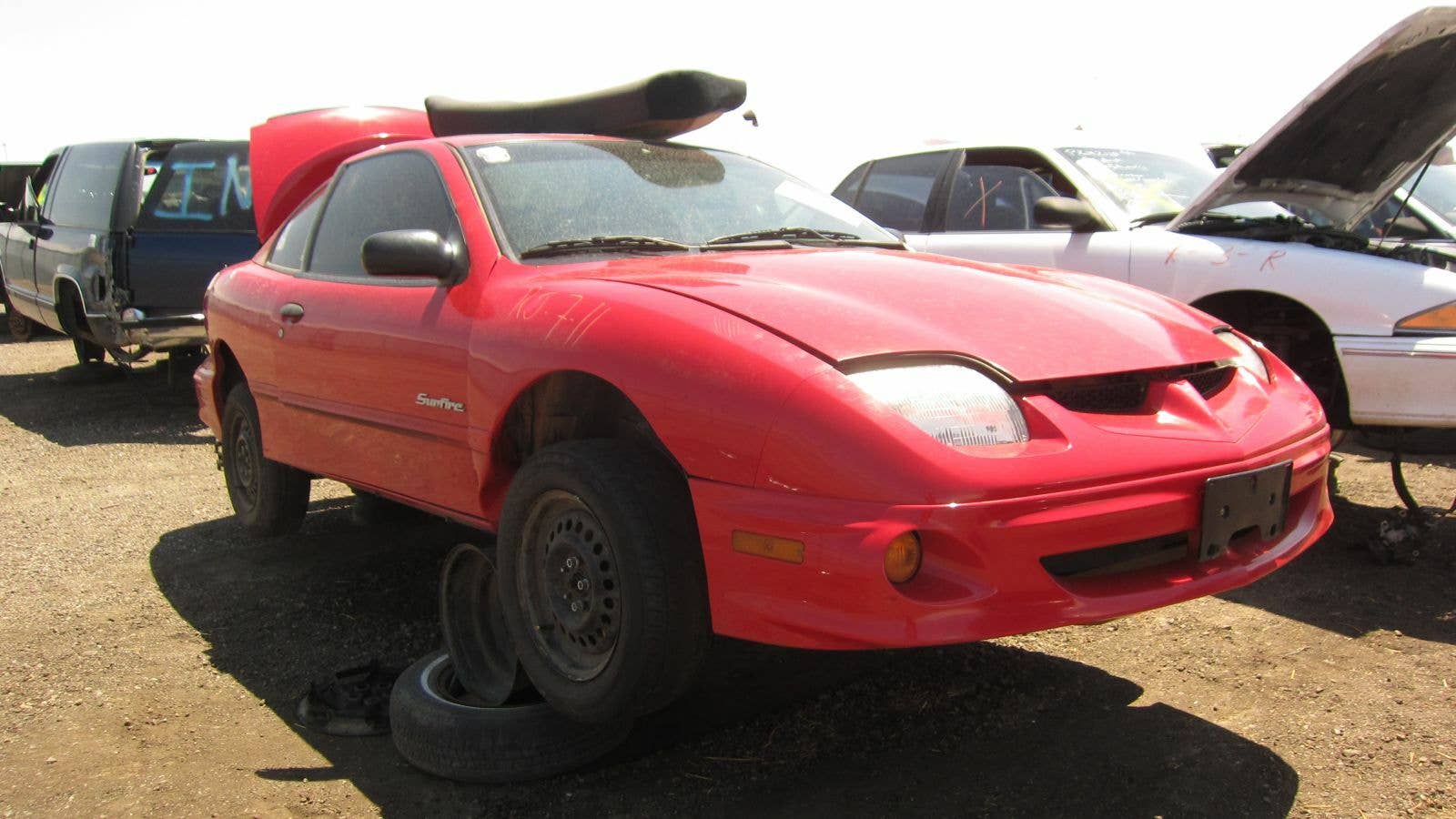 Junked 2000 Pontiac Sunfire