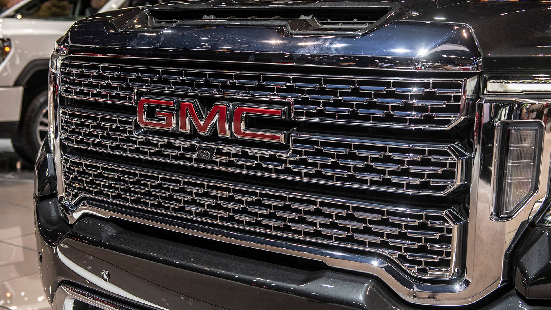 2020 GMC Sierra HD Grille