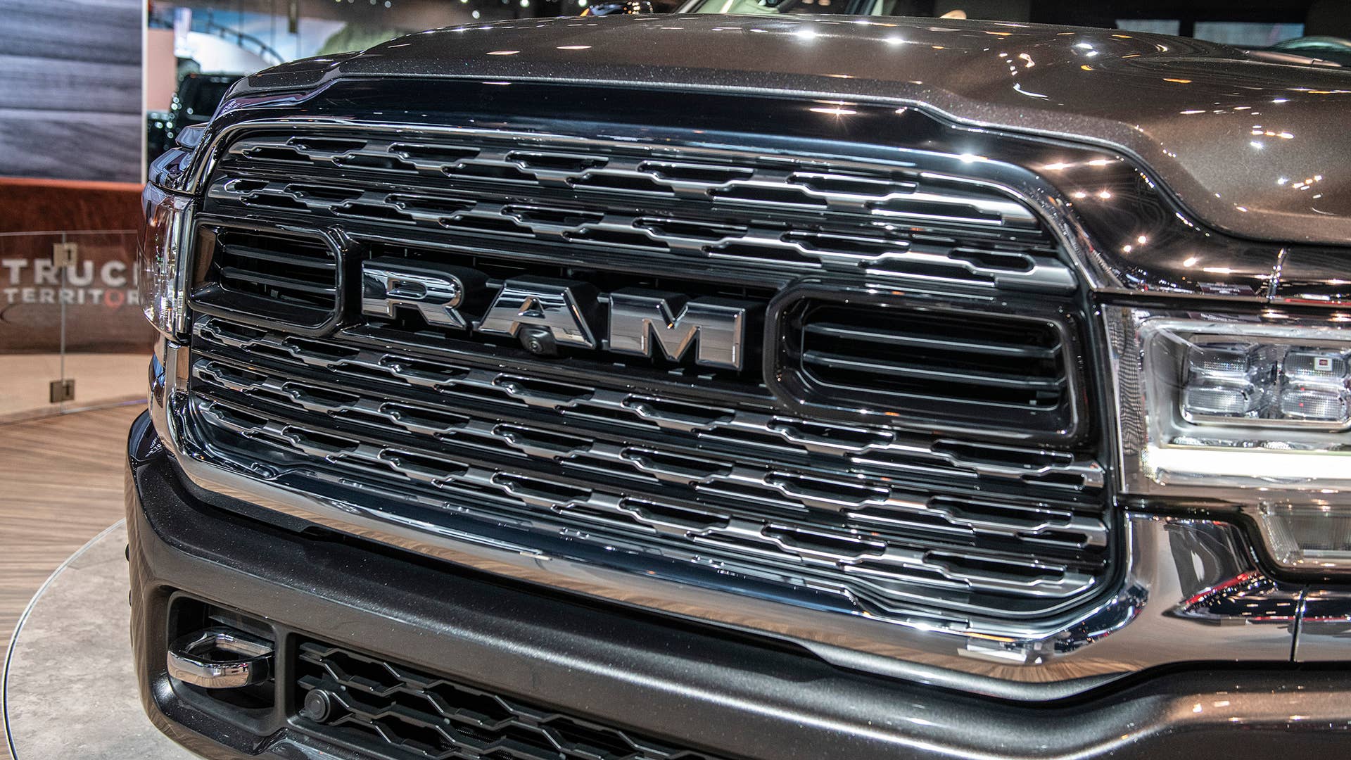 2020 Ram Heavy Duty Grille