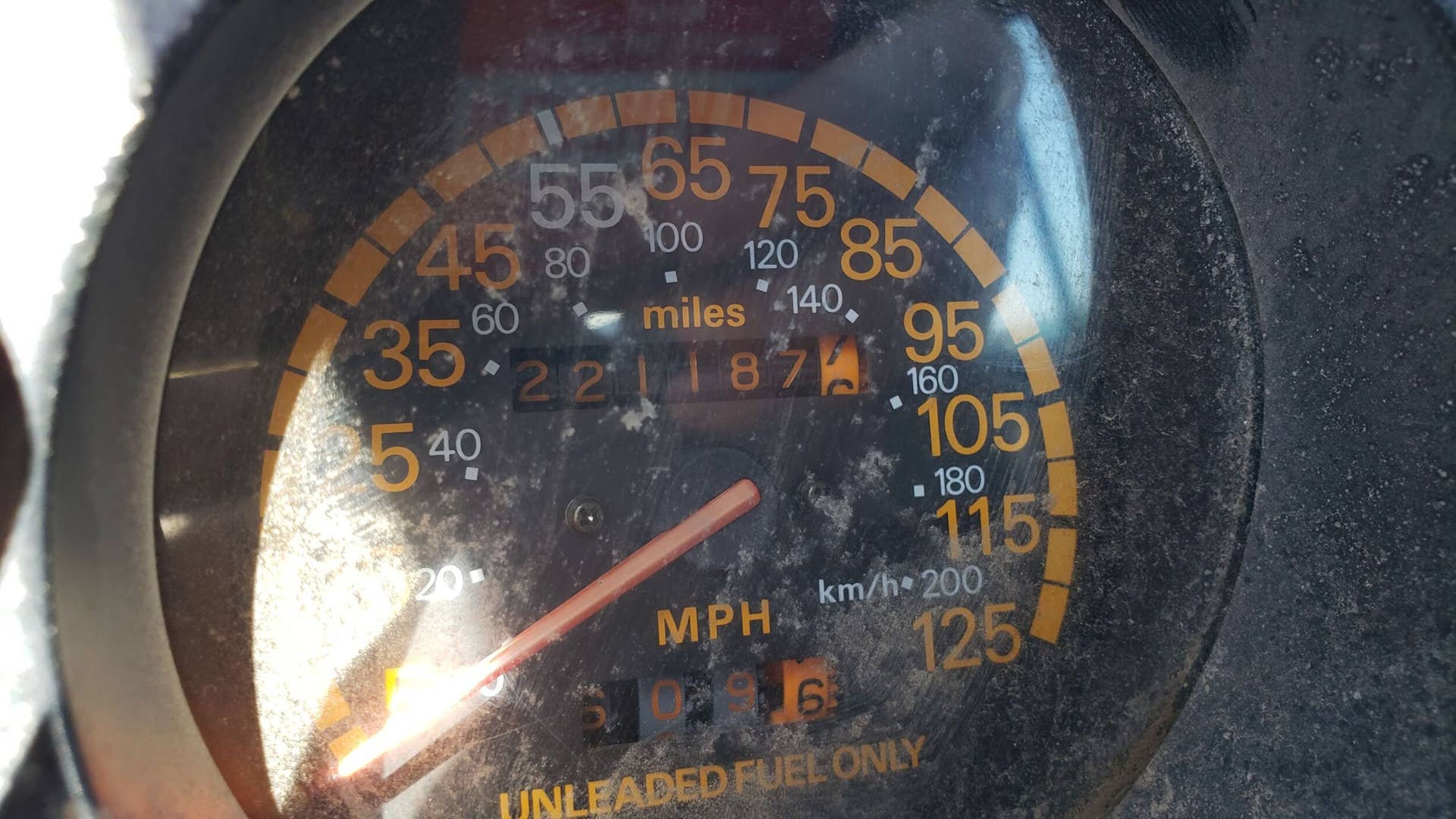 Junked 1990 Mitsubishi Montero