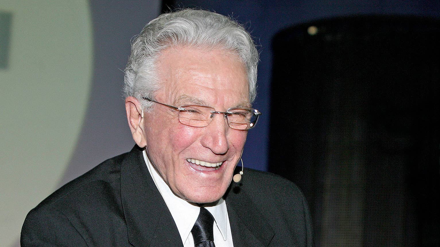Joe Girard died at age 90.