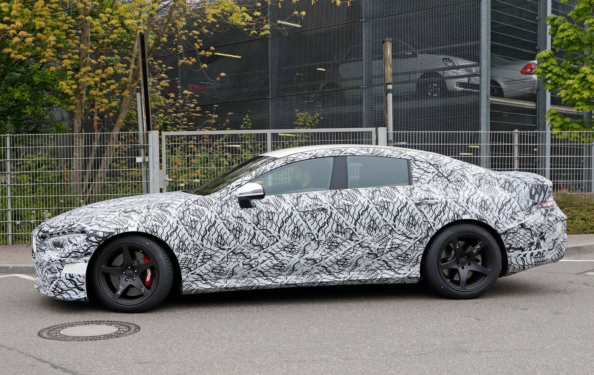 2019 mercedes-amg gt sedan movement