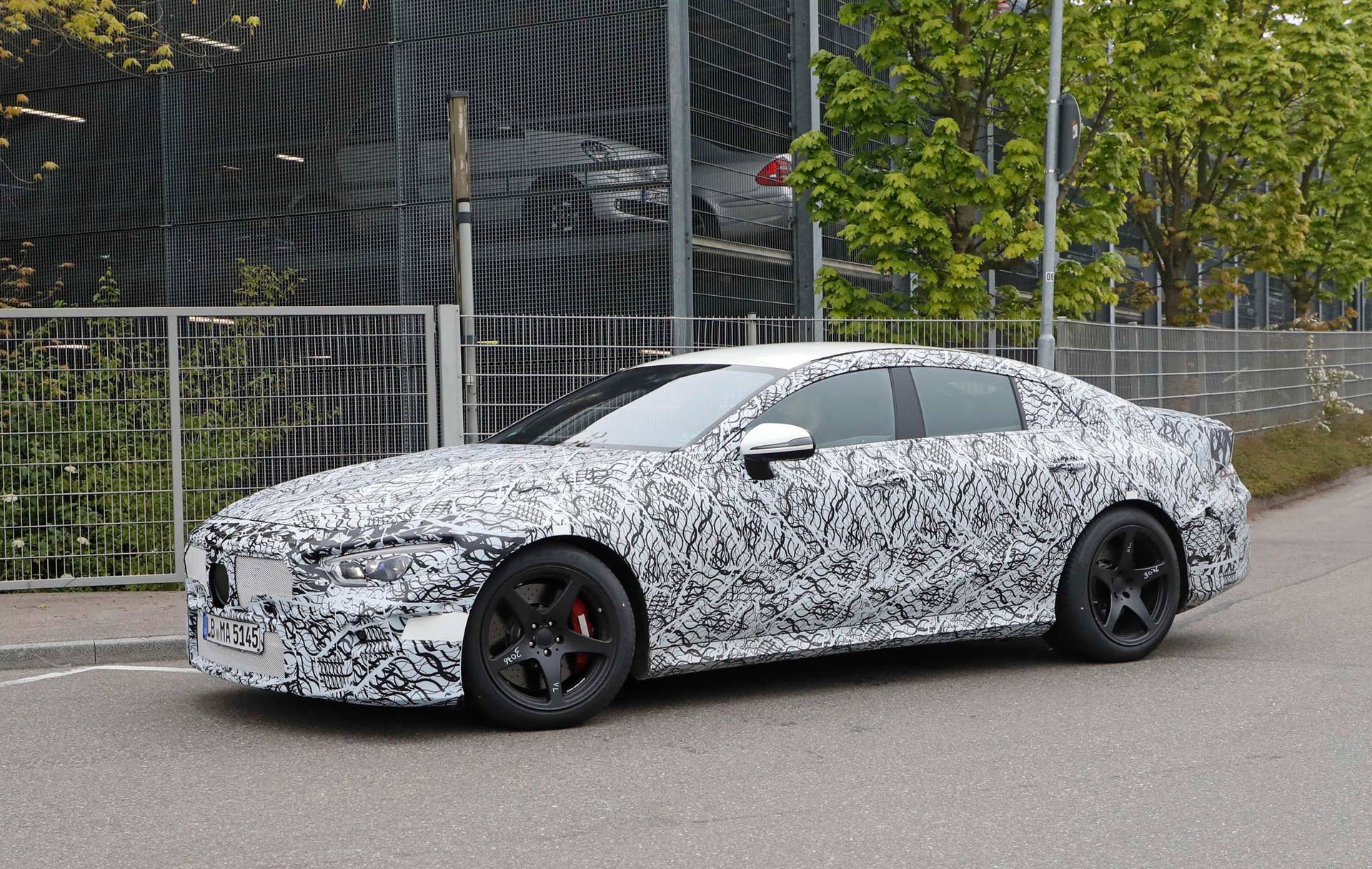 2019 mercedes-amg gt sedan wheels
