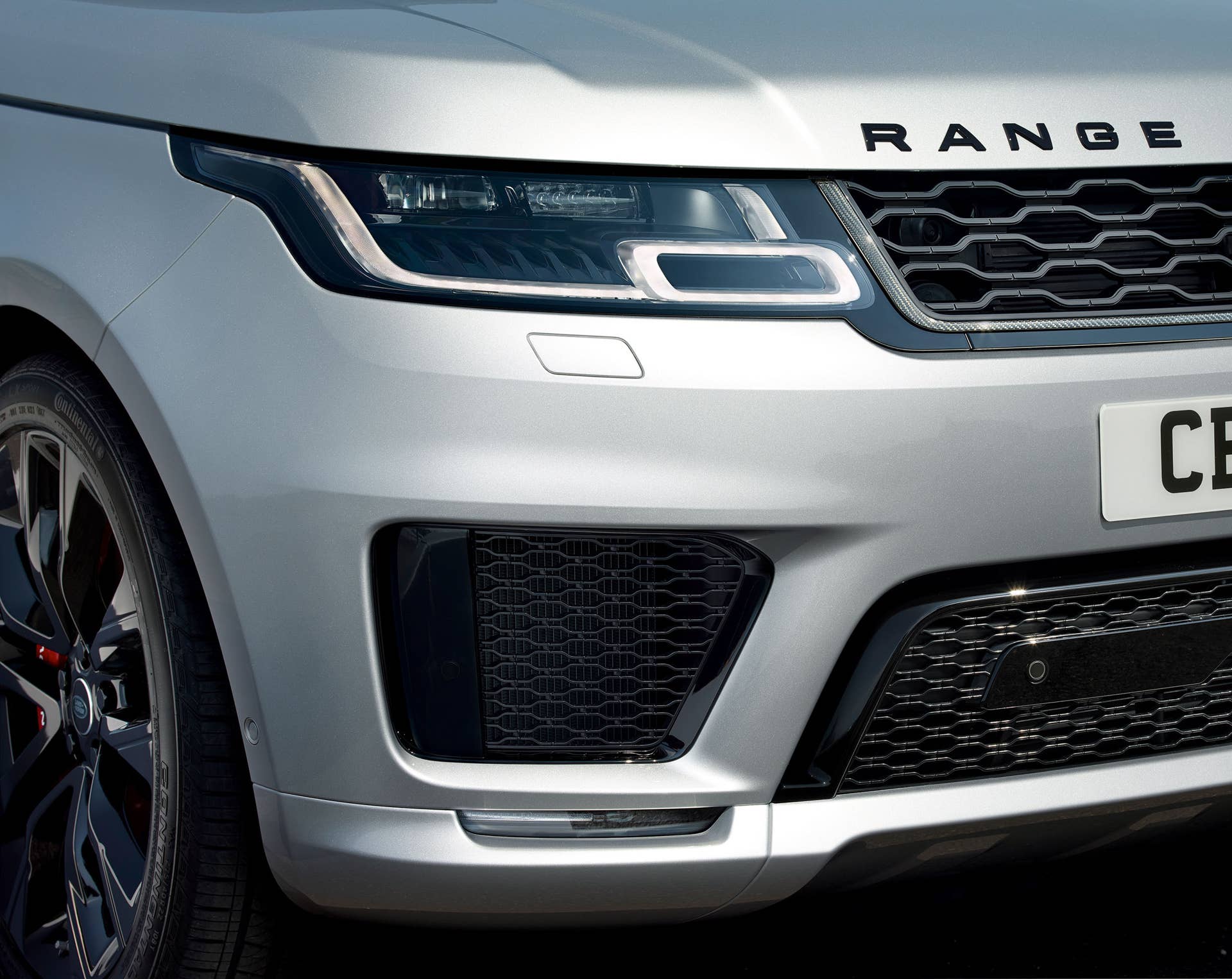 Range Rover Sport HST