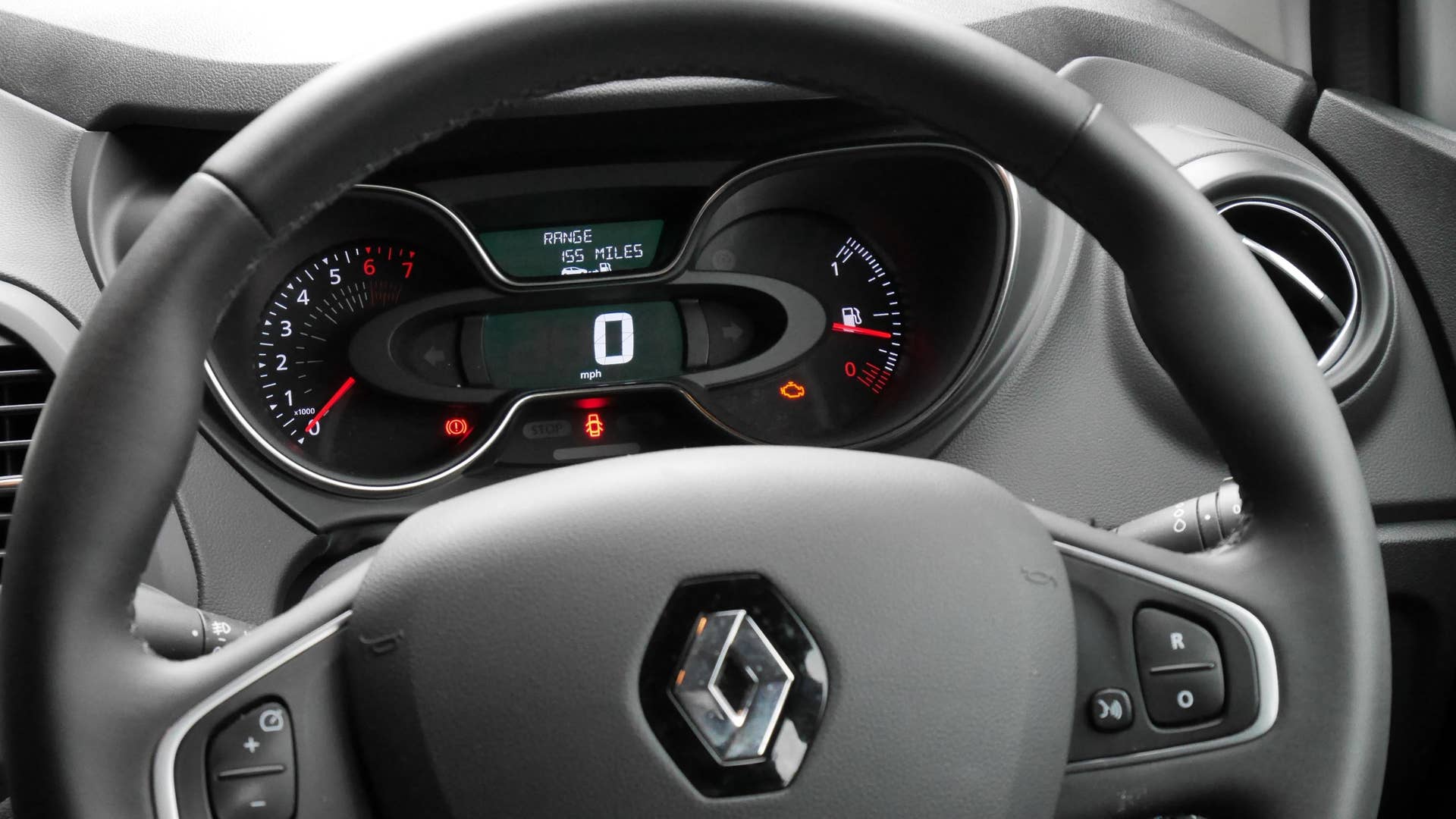 With only 90 horsepower, tach lives in the 4-6 range quite a bit.
