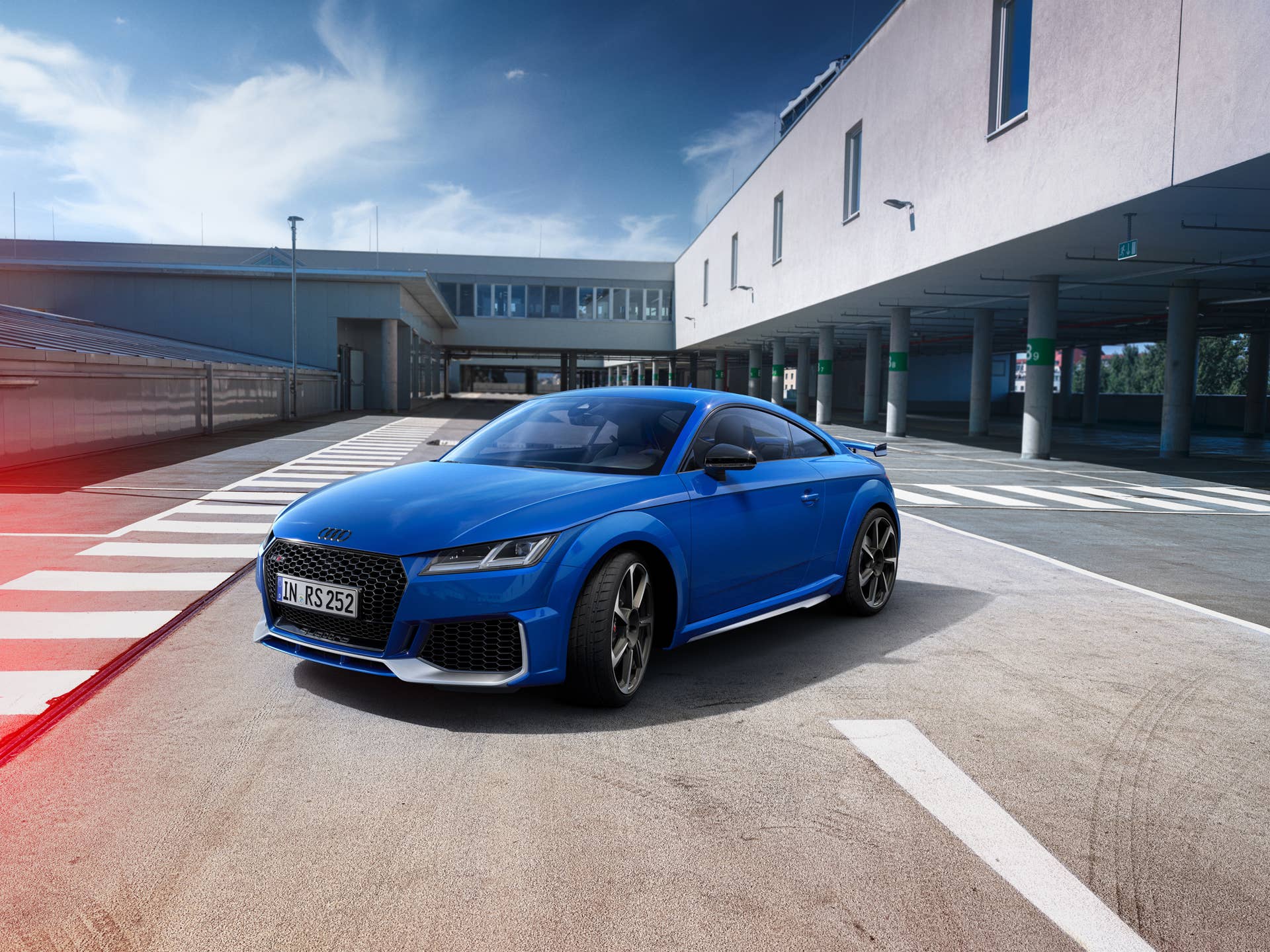 Audi TT RS Coupé, Static photo, Colour: Nogaro blue pearl effect
