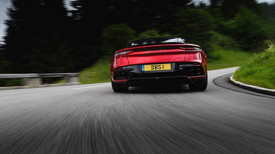 2019 Aston Martin DBS Superleggera