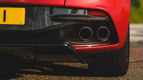 2019 Aston Martin DBS Superleggera