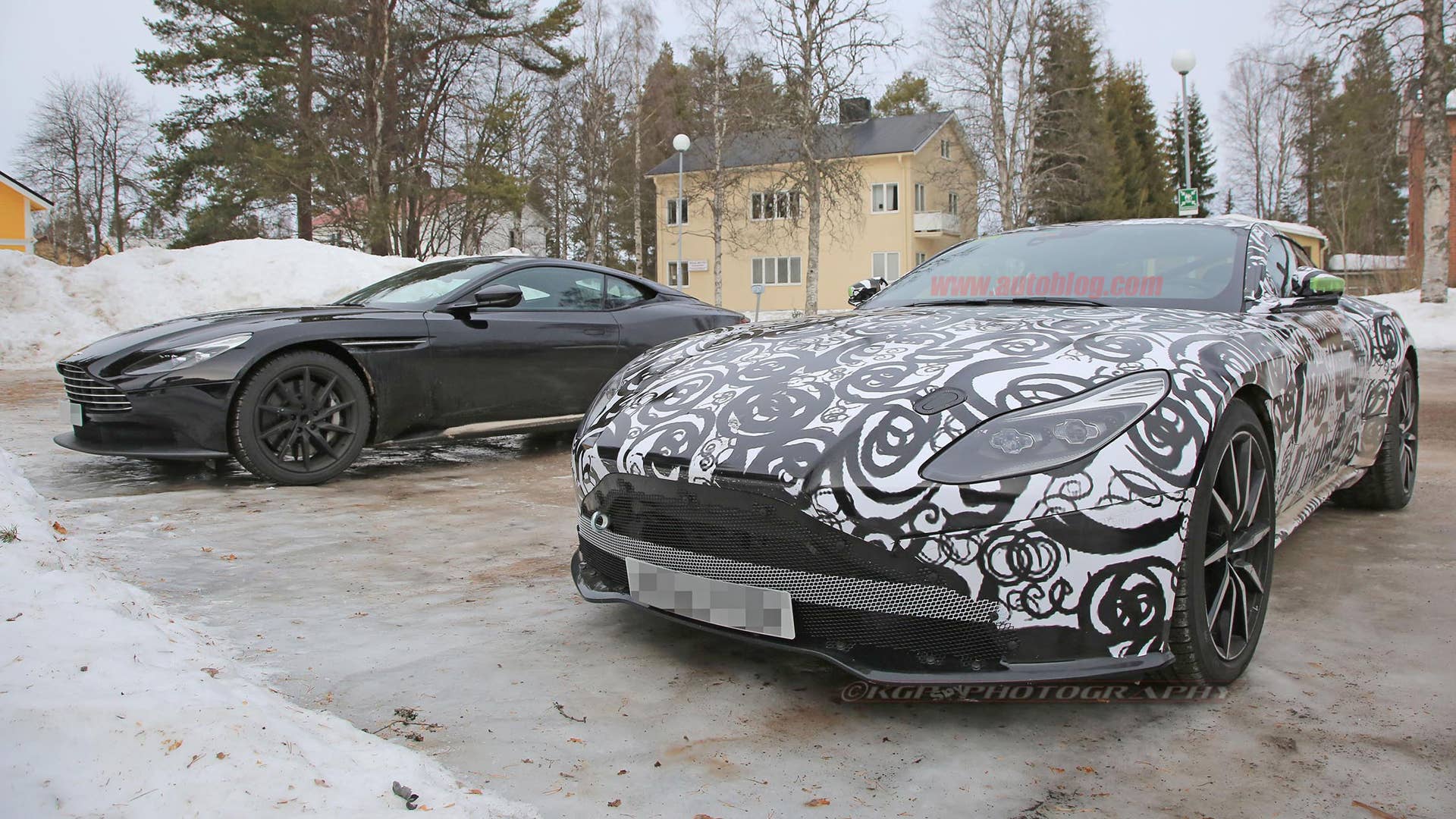 Aston Martin DB11S