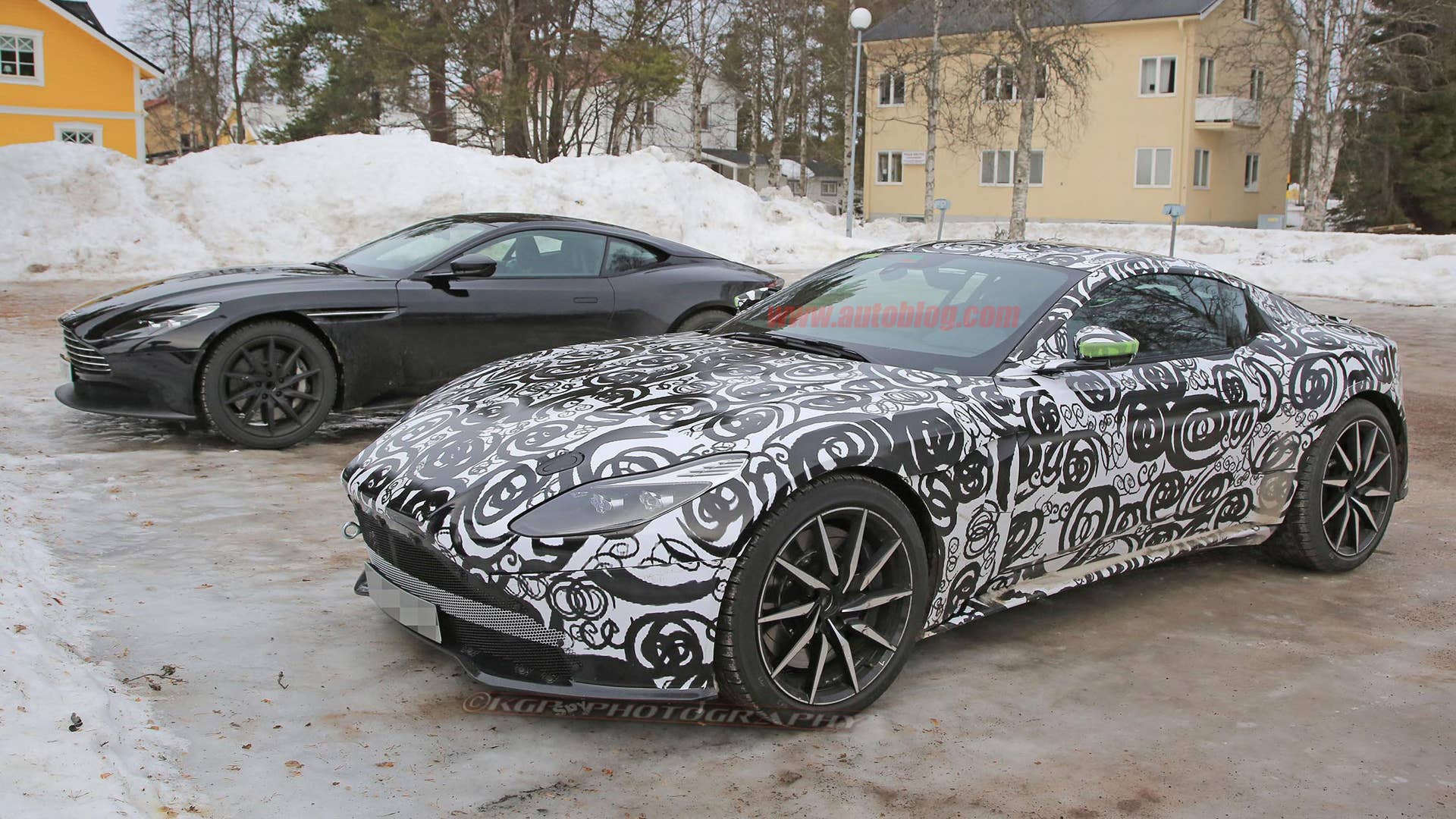 Aston Martin DB11S