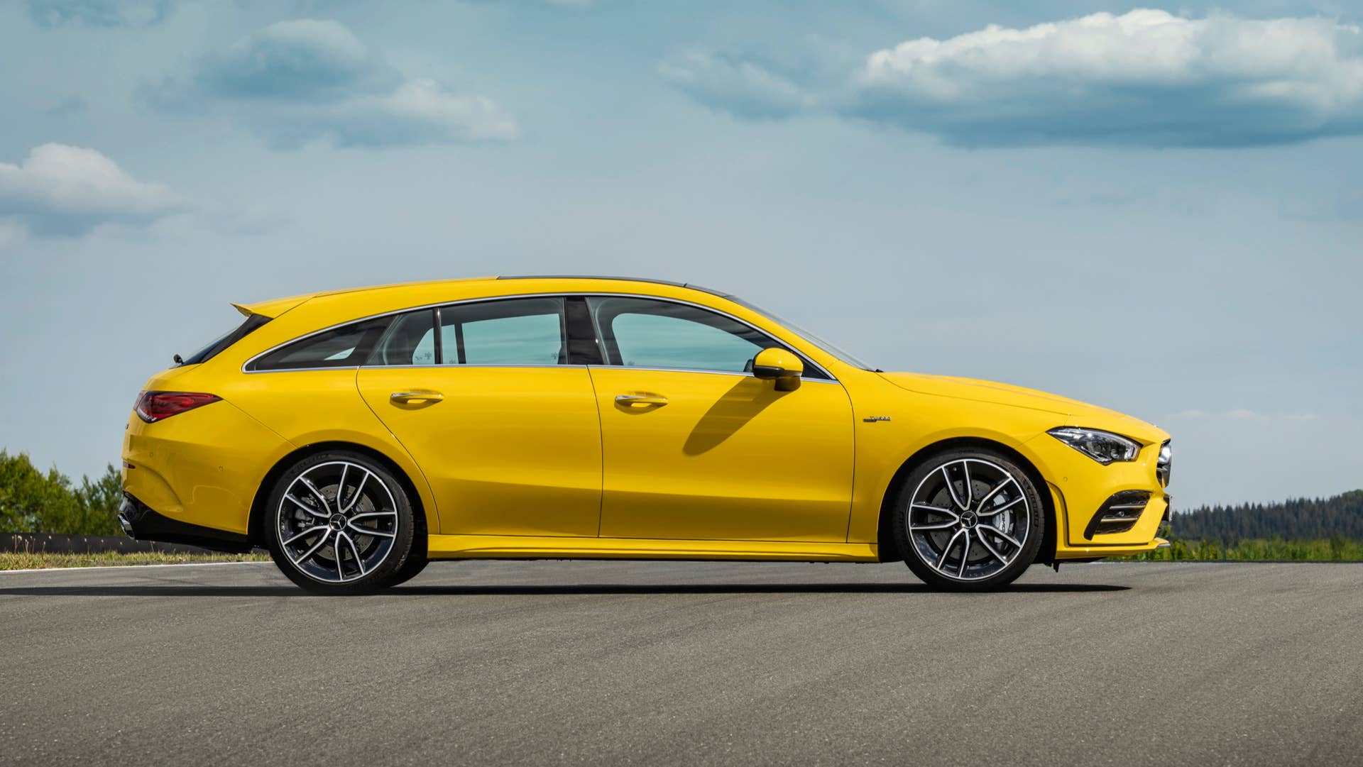 Mercedes-AMG CLA 35 Shooting Brake