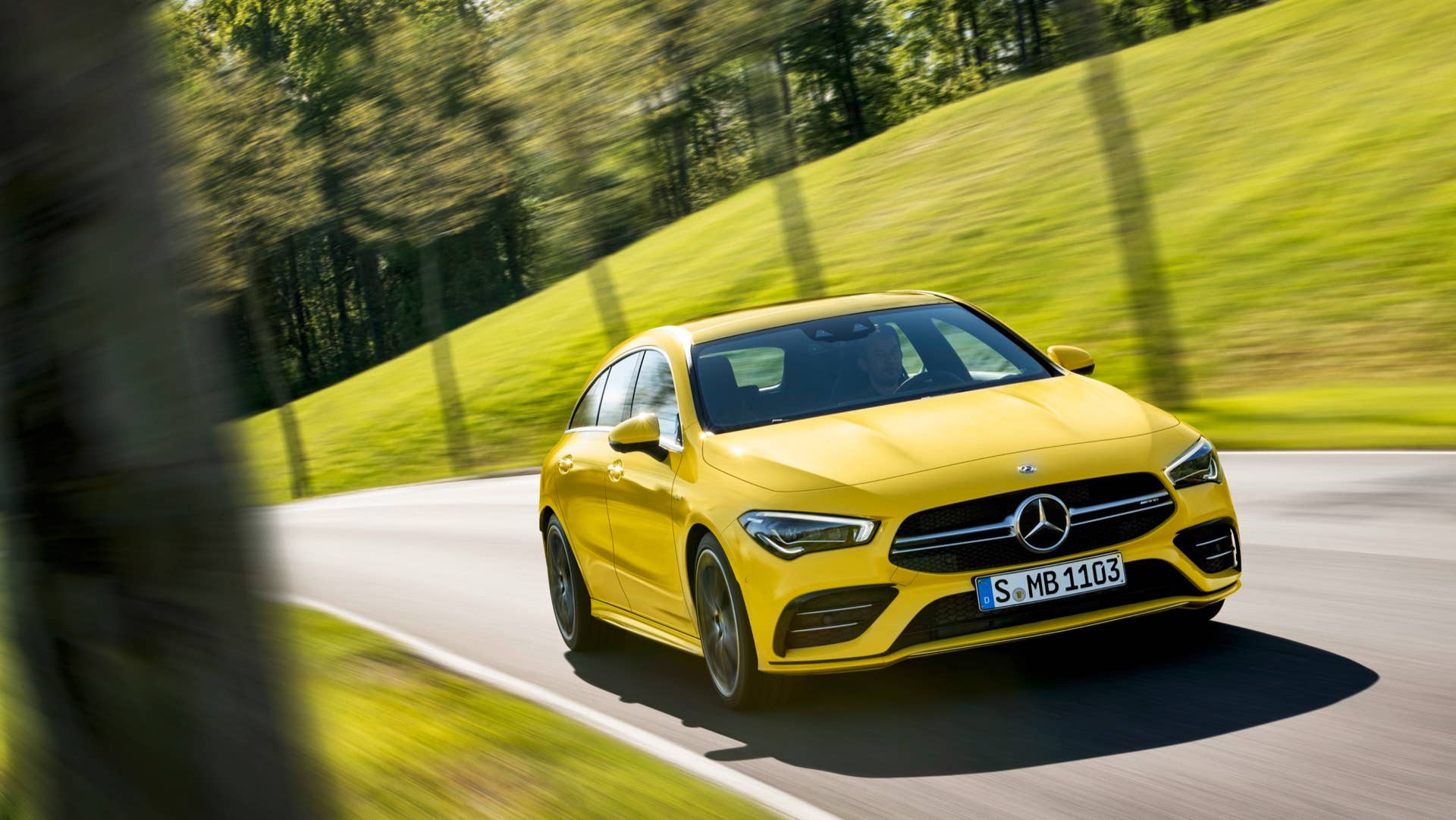 Mercedes-AMG CLA 35 Shooting Brake