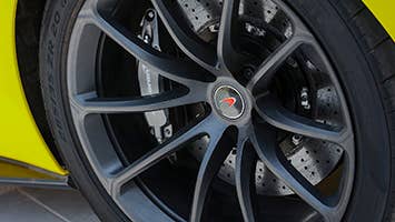 ​​2018 McLaren 570S Spider