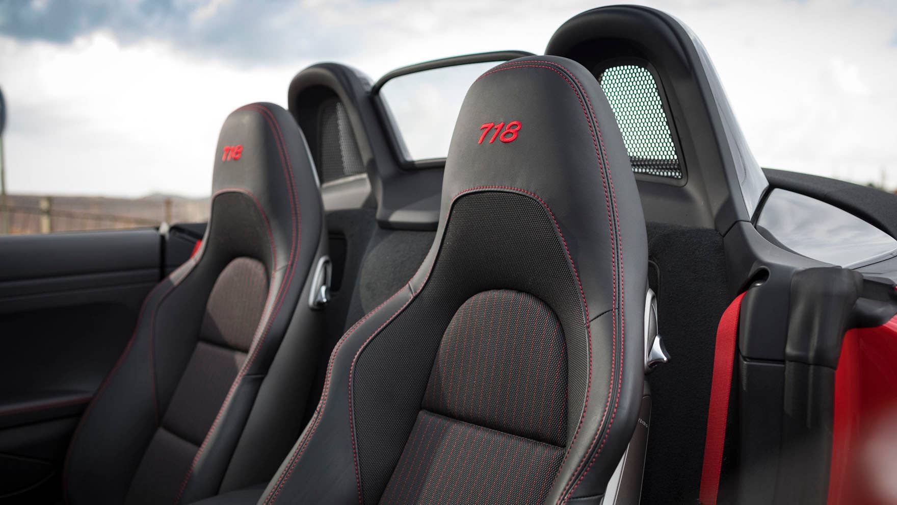 2020 Porsche 718 Boxster T