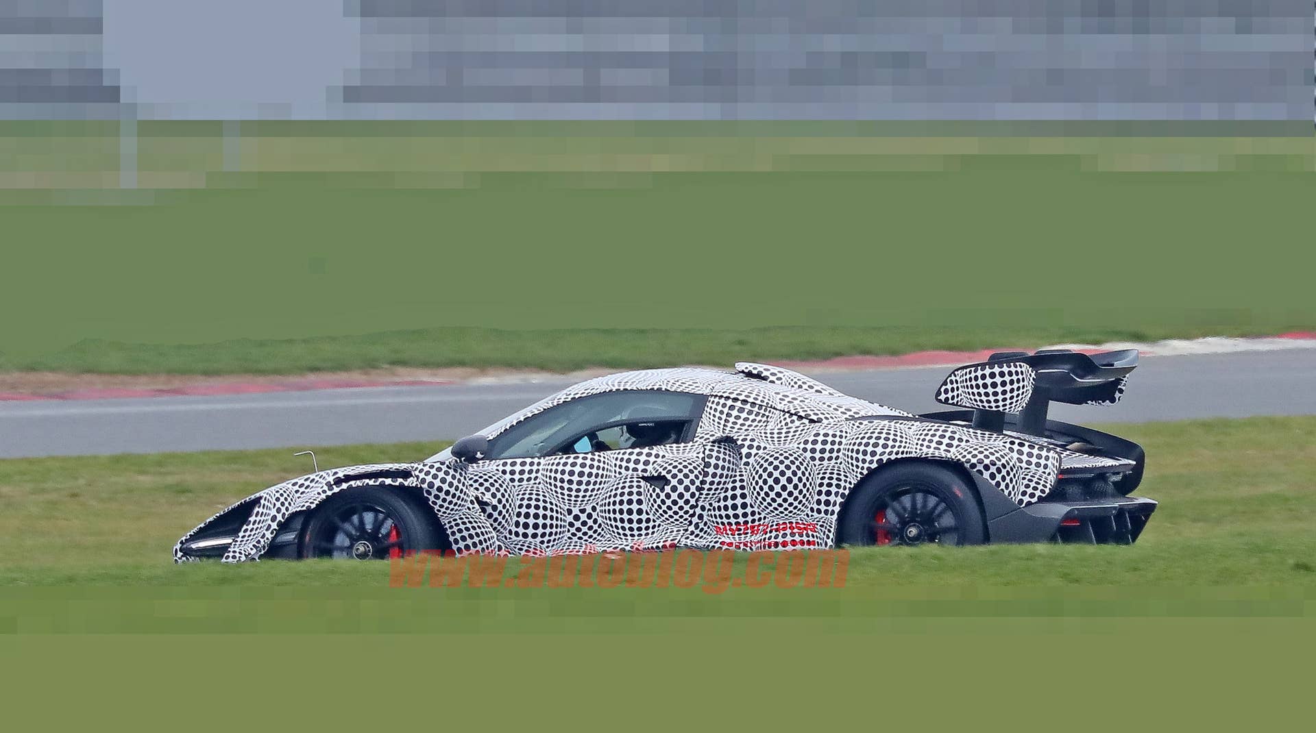 McLaren Senna GTR
