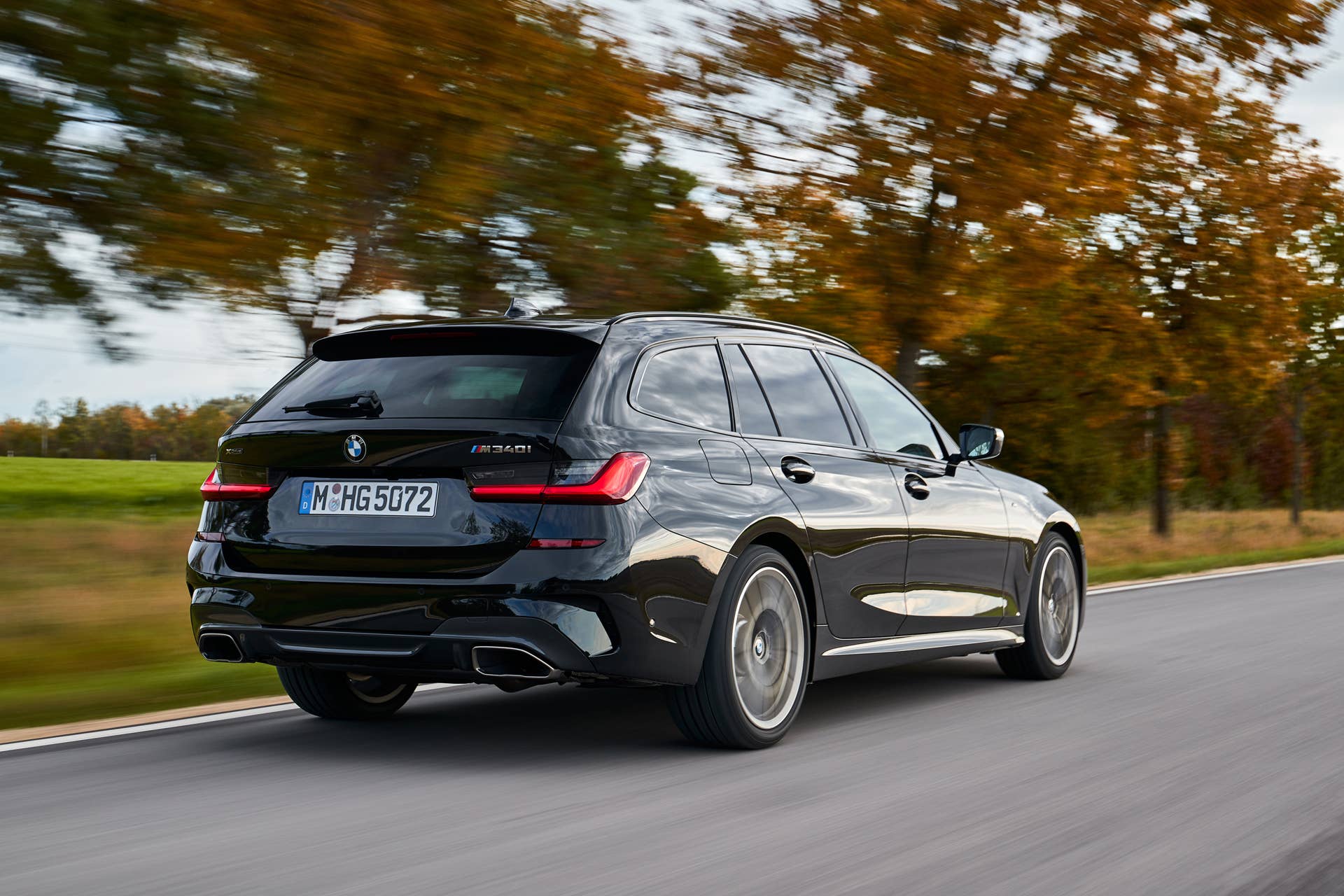 The M340i xDrive touring gets the same turbocharged inline-six with 374 hp and 369 lb-ft.