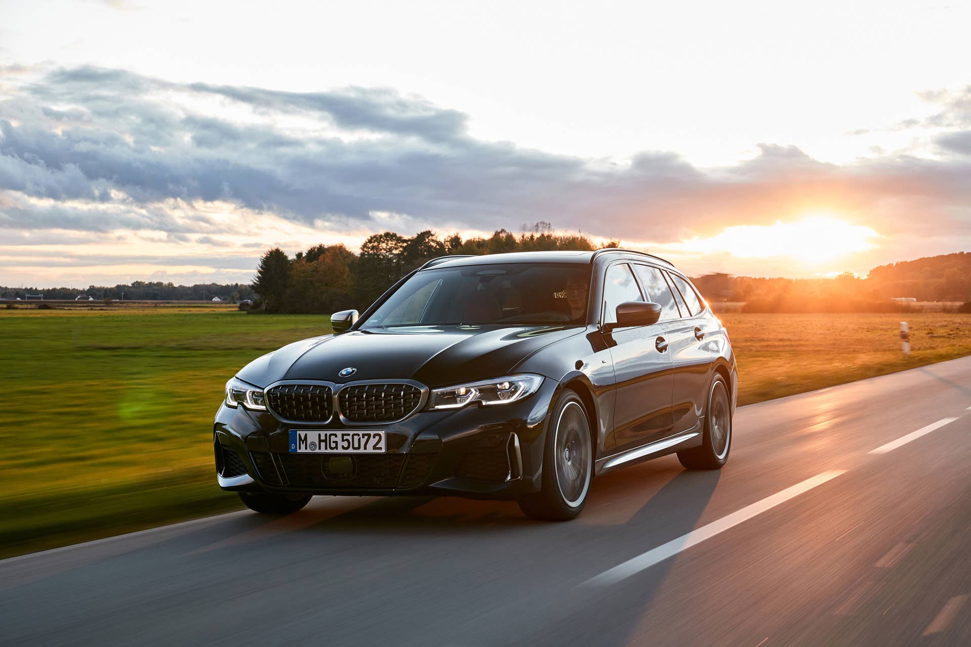 The M340i xDrive touring gets the same turbocharged inline-six with 374 hp and 369 lb-ft.