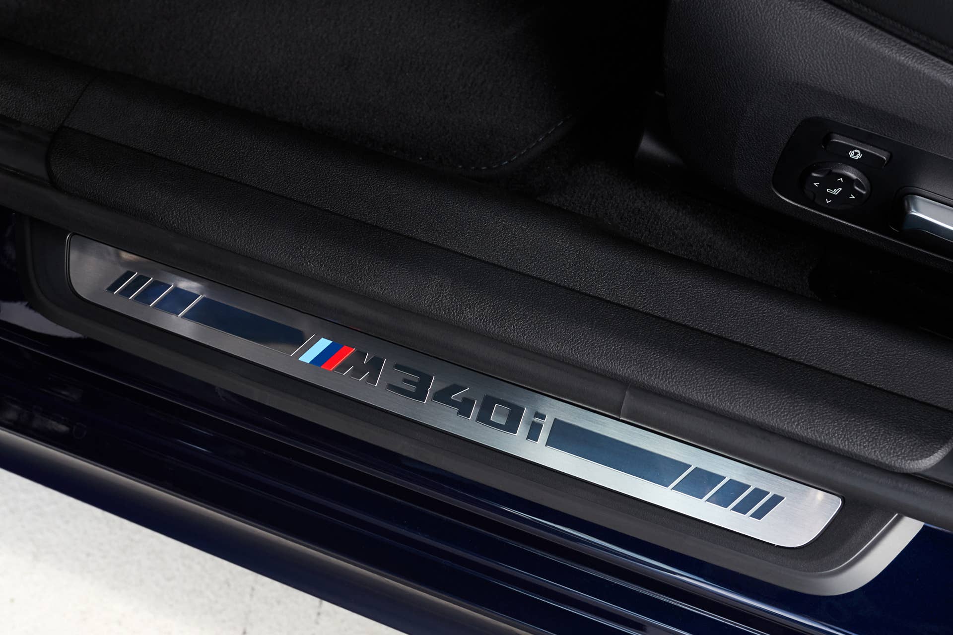 The sedan and wagon versions of the M340i get a First Edition trim limited to 340 units.