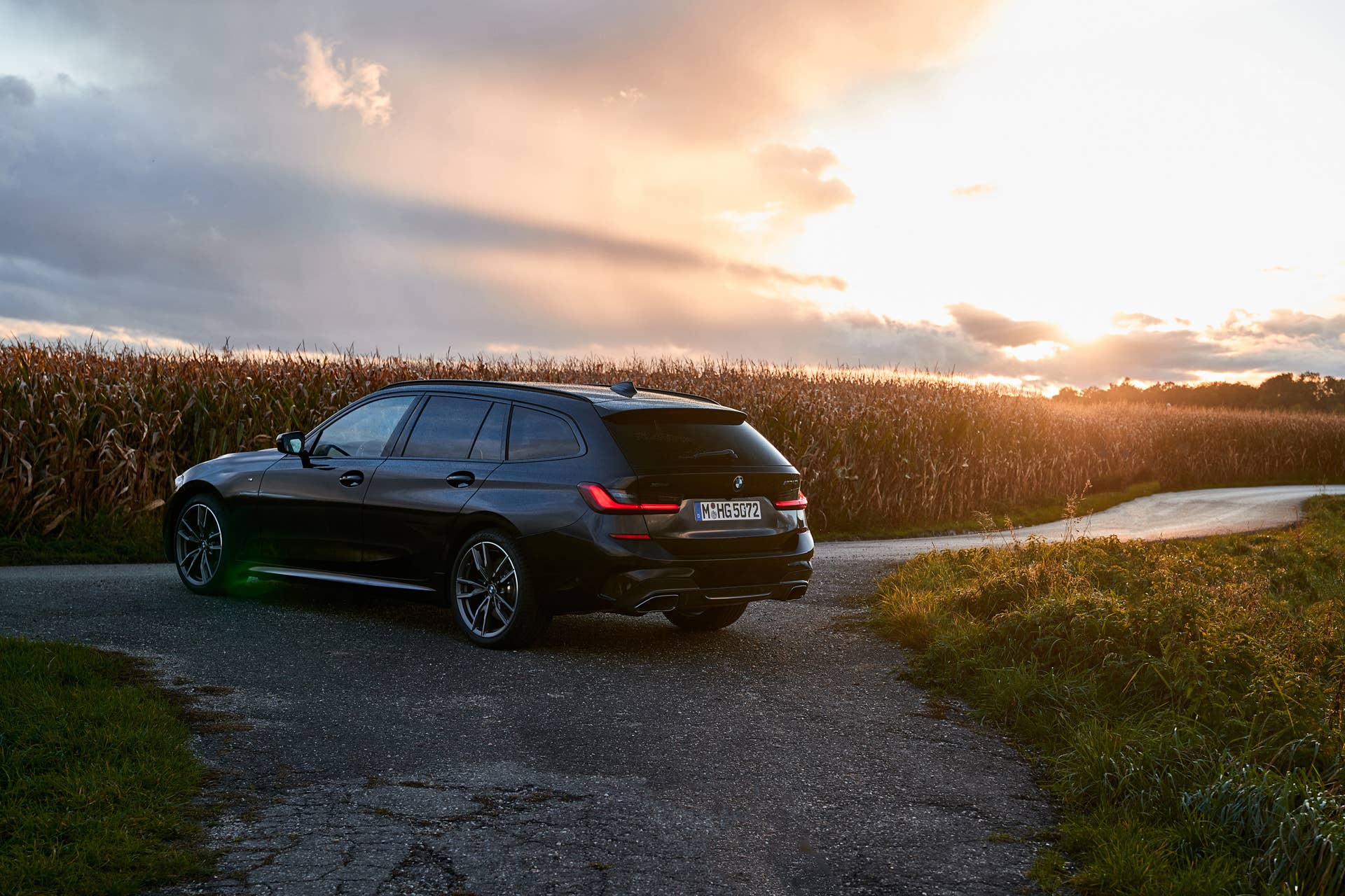 The M340i xDrive touring gets the same turbocharged inline-six with 374 hp and 369 lb-ft.
