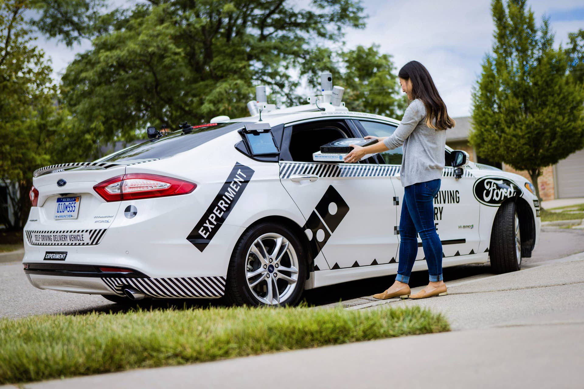 Domino's Pizza (NYSE: DPZ), the recognized world leader in pizza delivery, and Ford Motor Co. are launching an industry-first collaboration to understand the role that self-driving vehicles can play in pizza delivery.