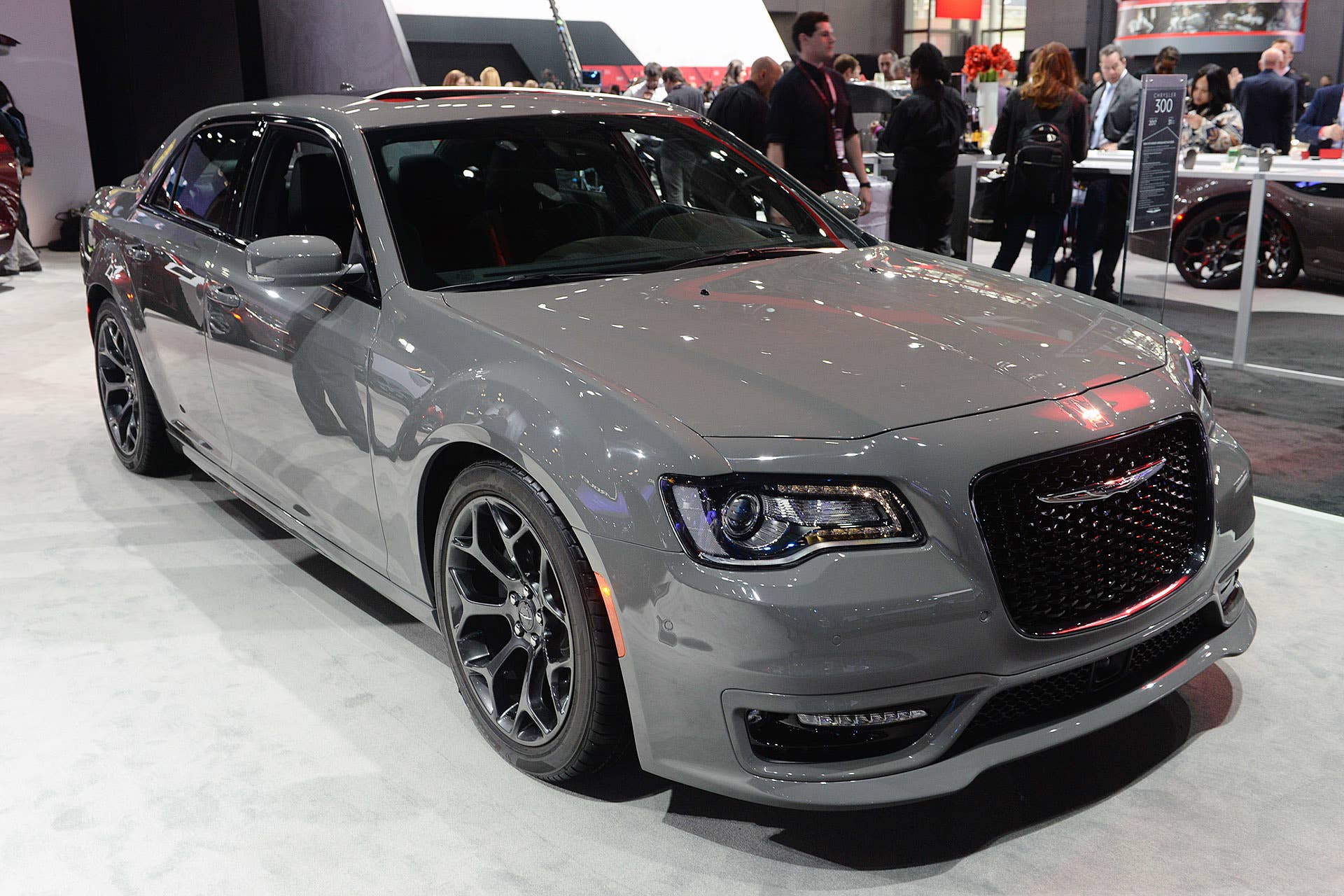 2017 Chrysler 300S Sport Appearance Package