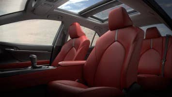 2018 Toyota Camry seats
