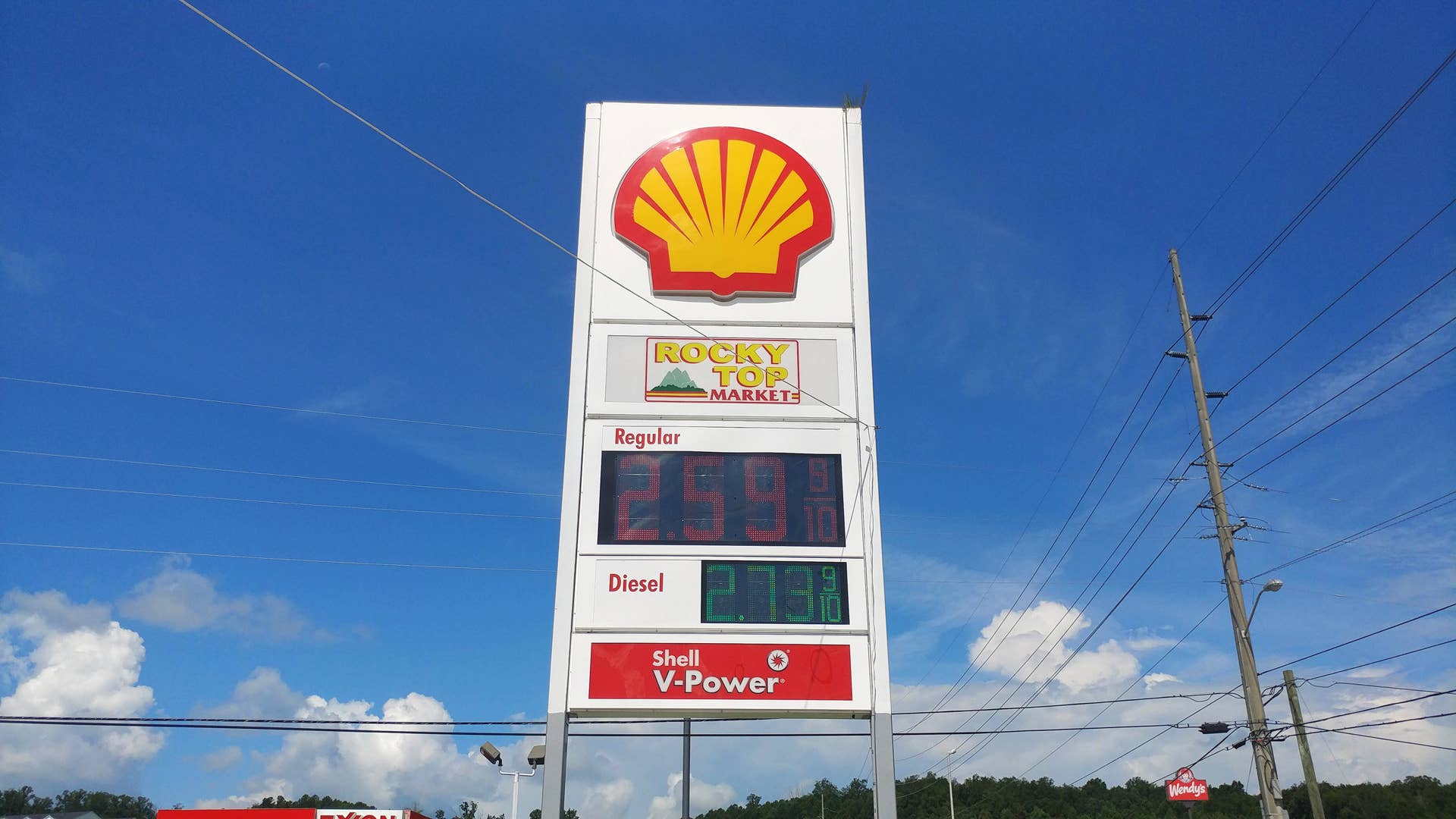 That's $2.59 per gallon. As i write this, gas in Los Angeles is about $4.50 a gallon. I've had zero complaints about the trail, and just as many about filling up on the trail.