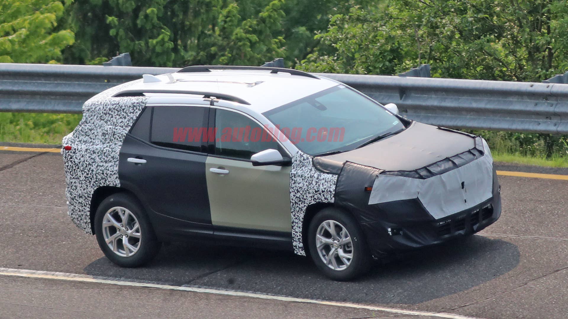 2021 GMC Terrain spied