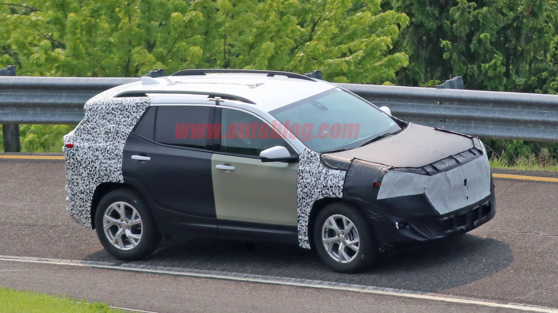 2021 GMC Terrain spied