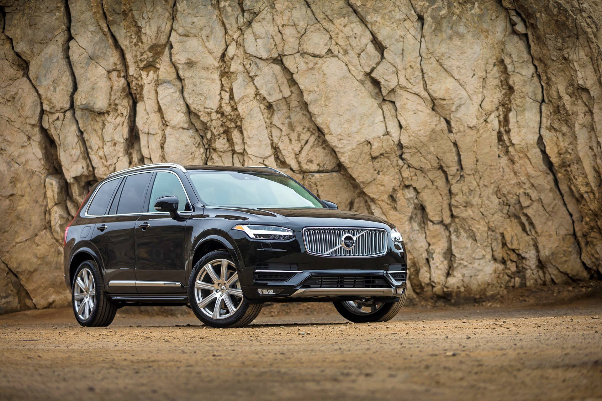 2016 Volvo XC90 next to some sweet rocks